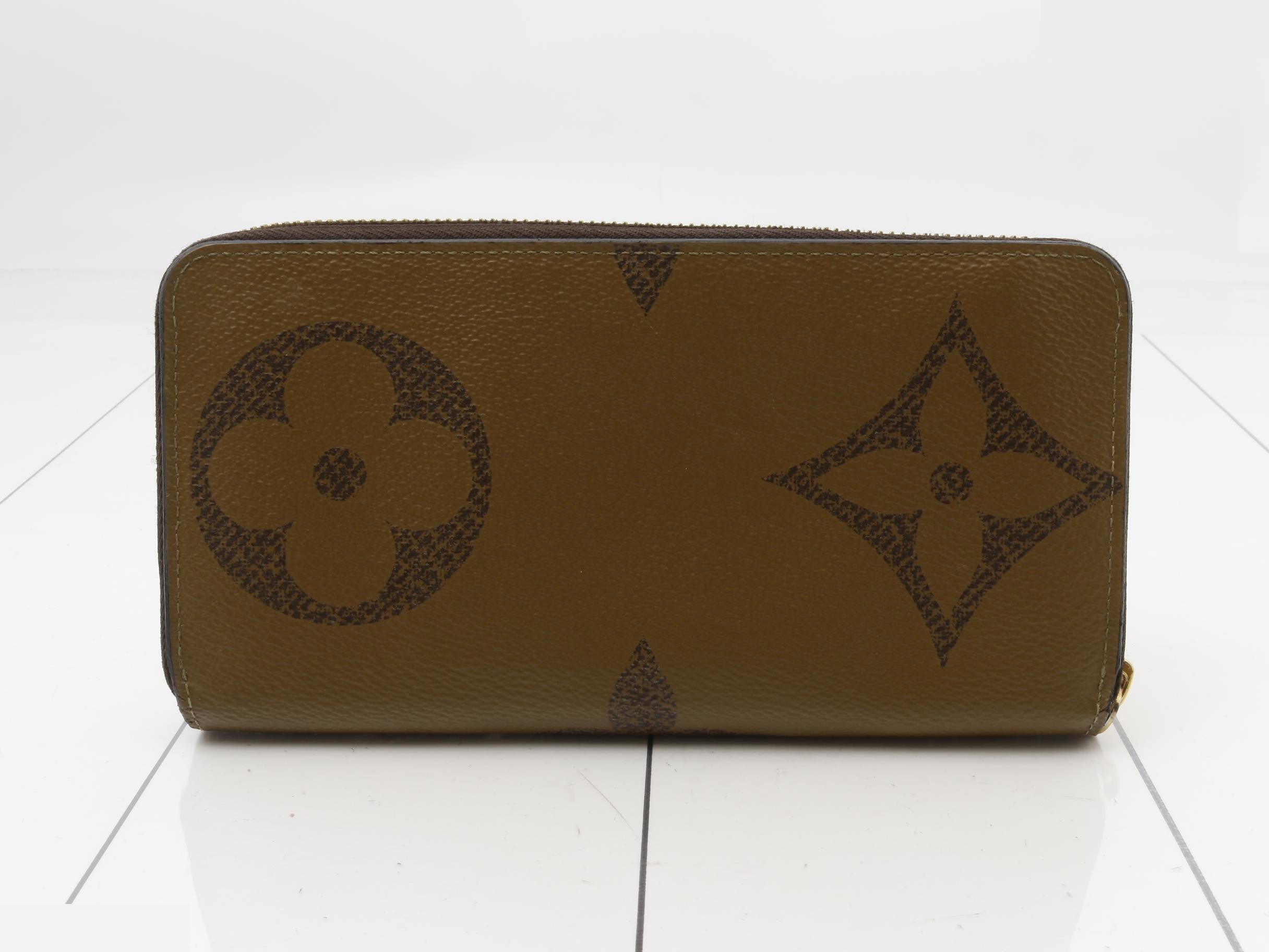 Zippy Wallet — view 2
