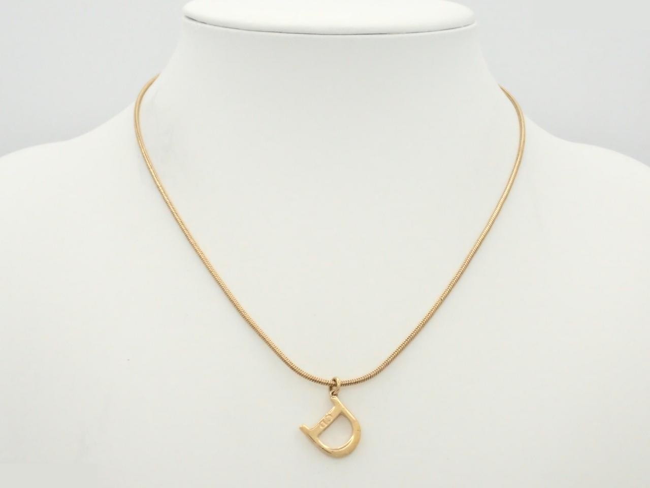 Other lines: Precious metal necklaces and pendants, chain approximately 42cm. — view 3