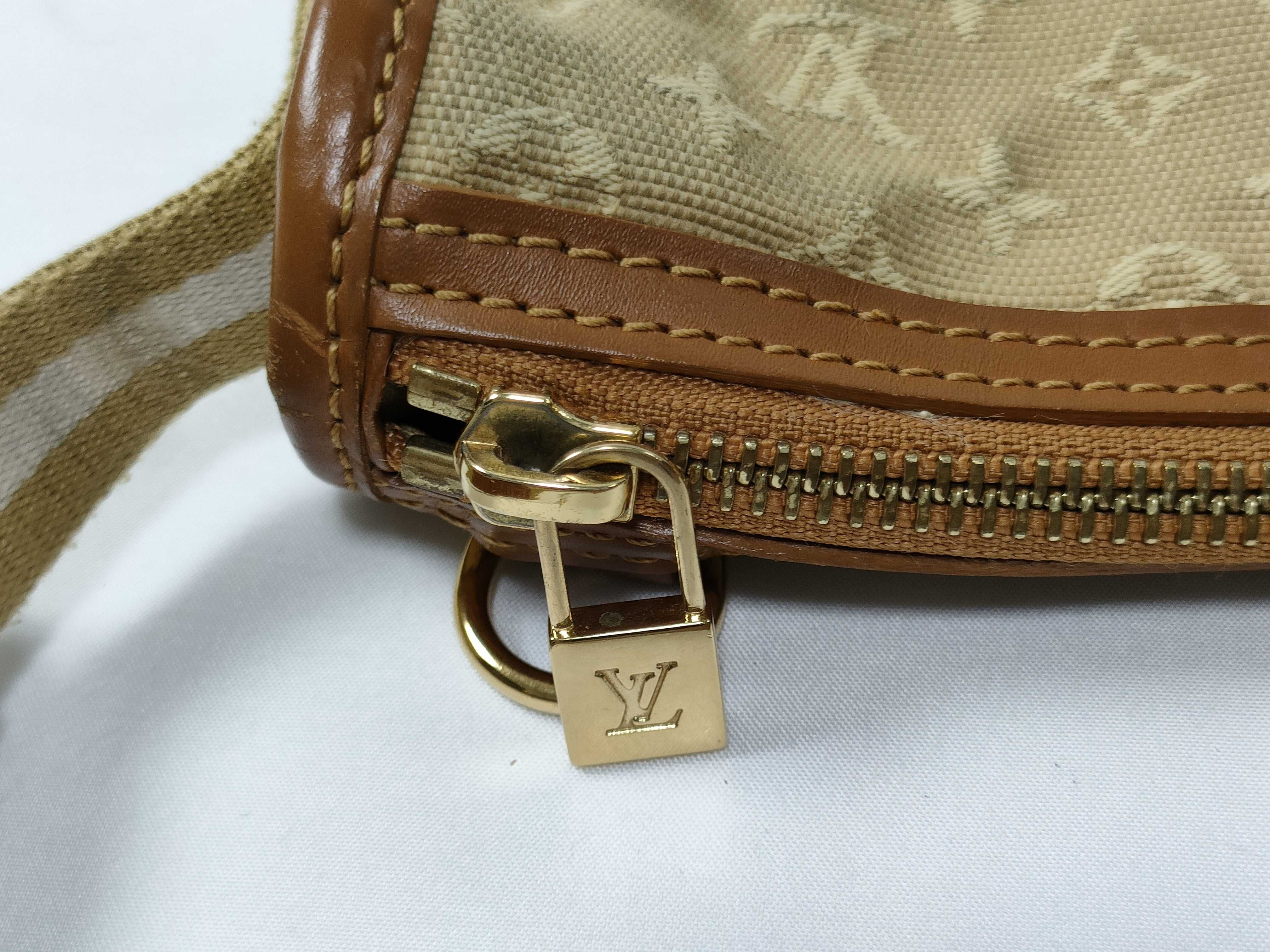 Monogram Mini Pochette Catherine M92333 TH0015 Shoulder Bag — view 7