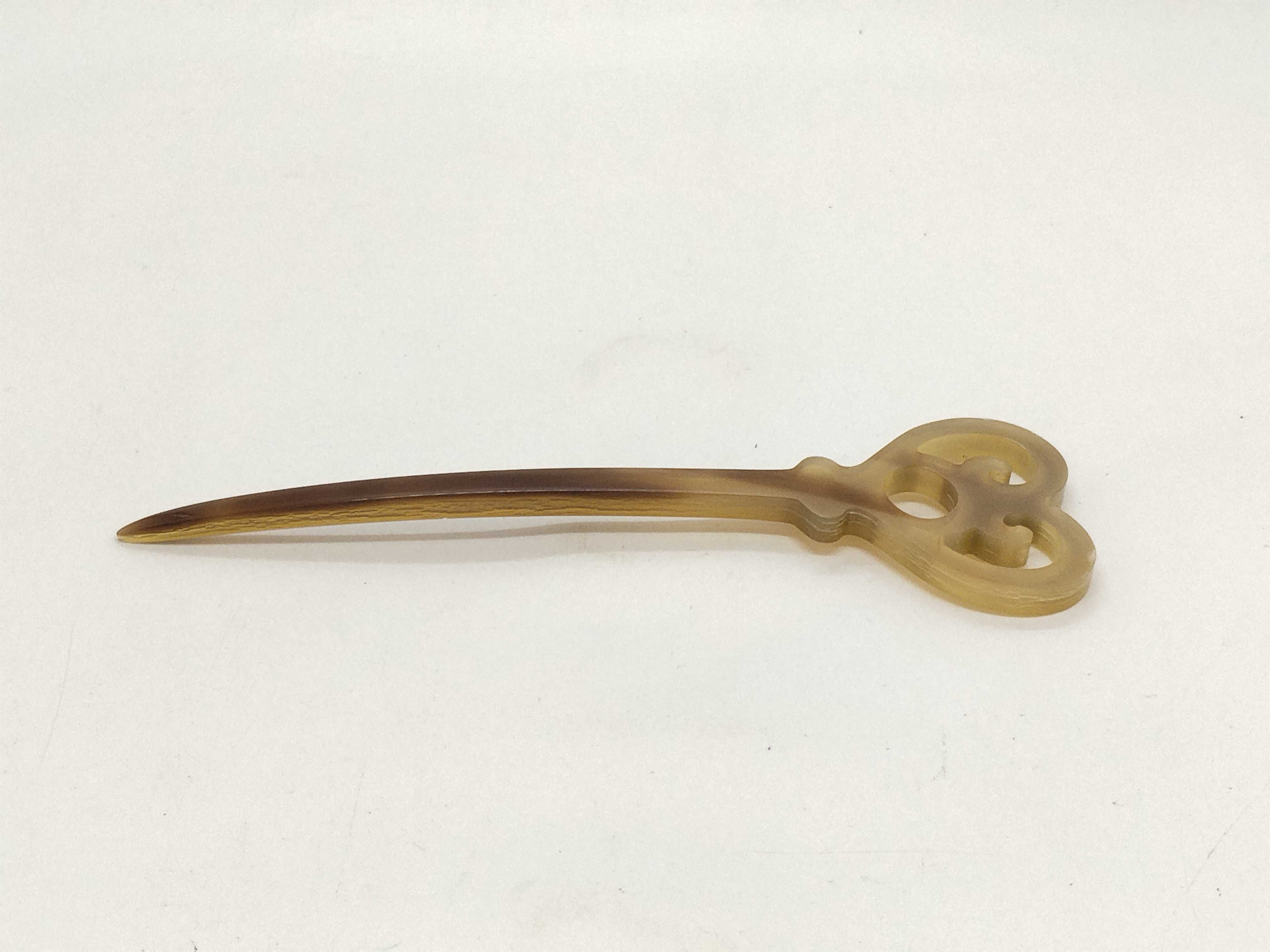 hair ornament/hair accessory — view 3