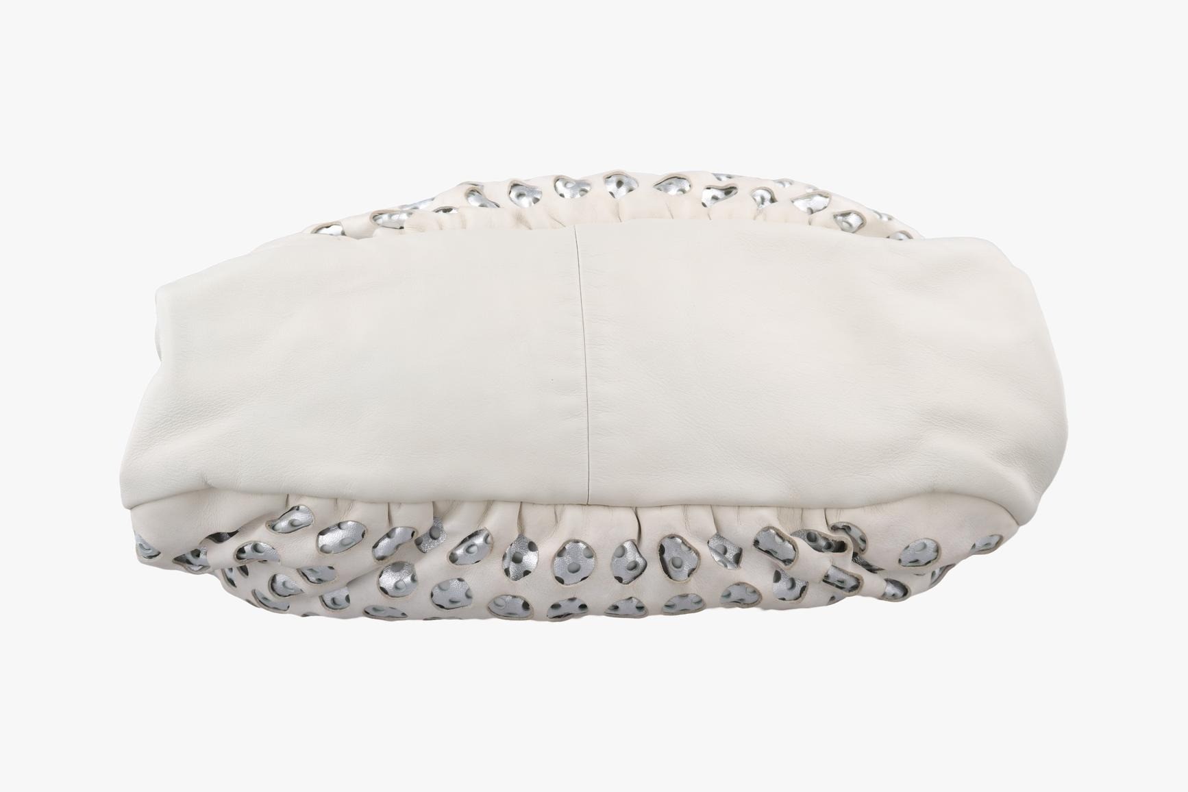 Perforated chain leather white — view 3