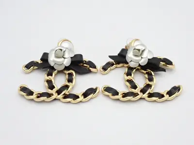 Coco Camellia Motif Ribbon Pearl Large Earrings