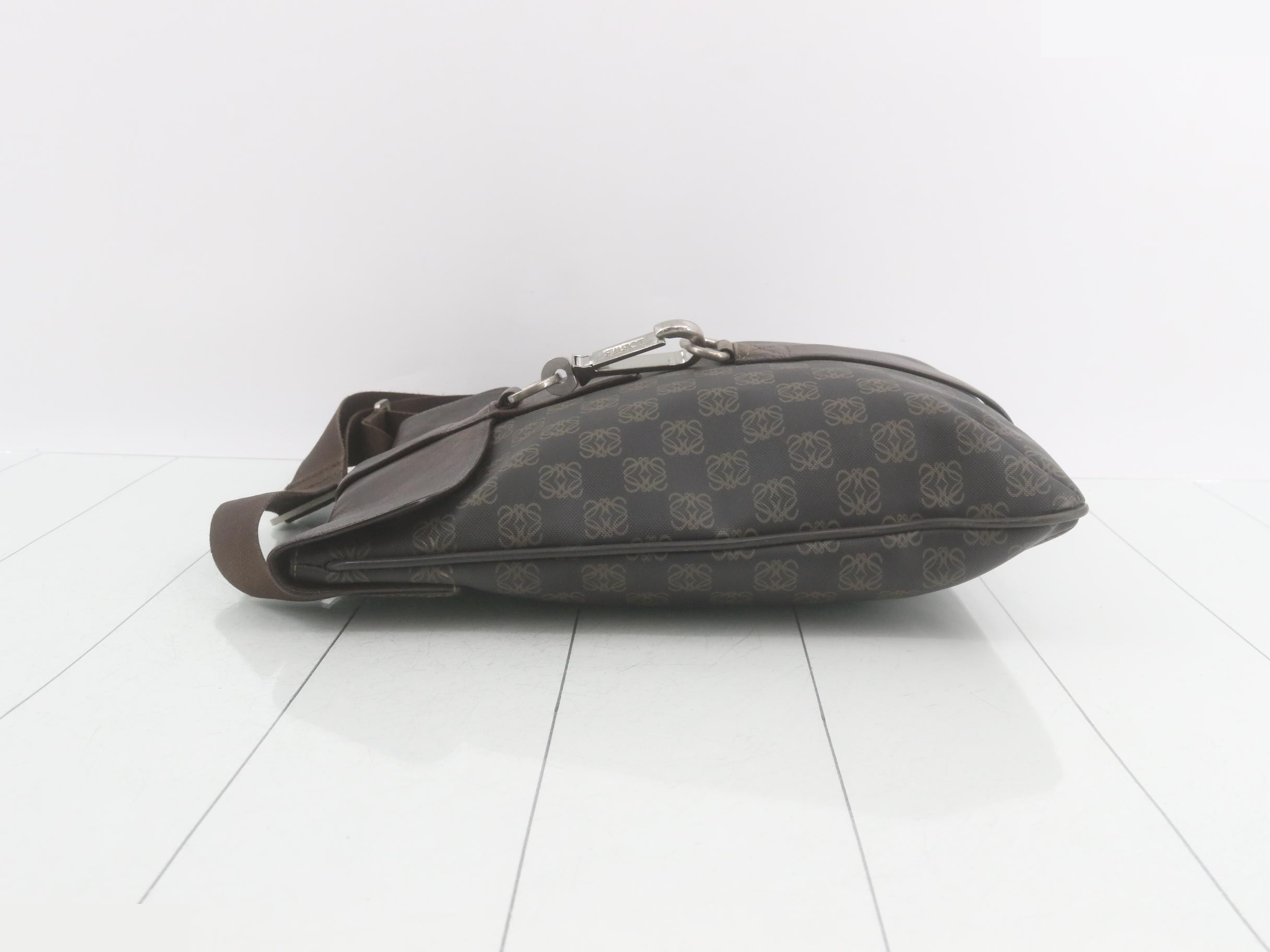 Anagram Shoulder Bag — view 4