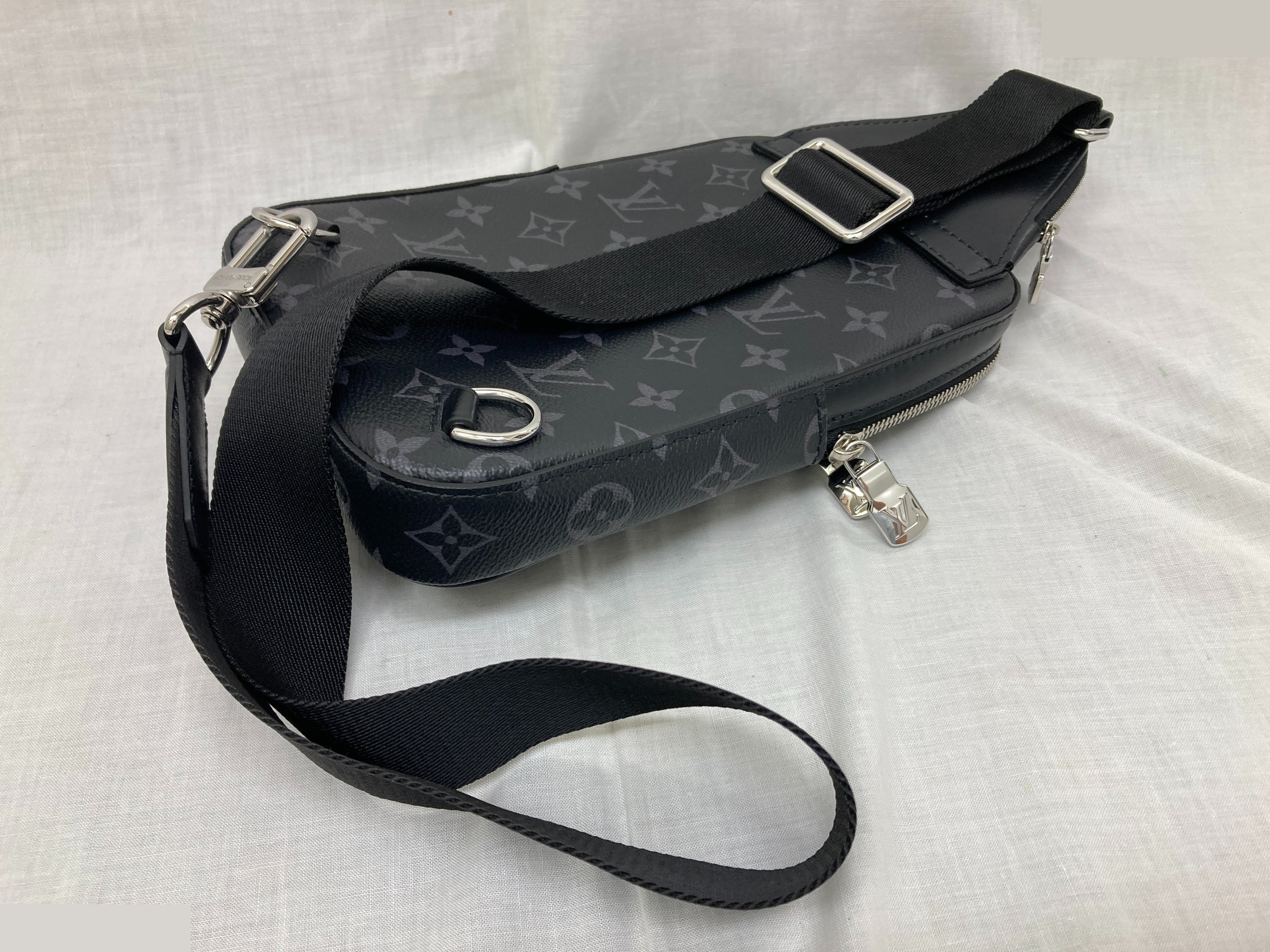 Avenue Sling Bag PM — view 4