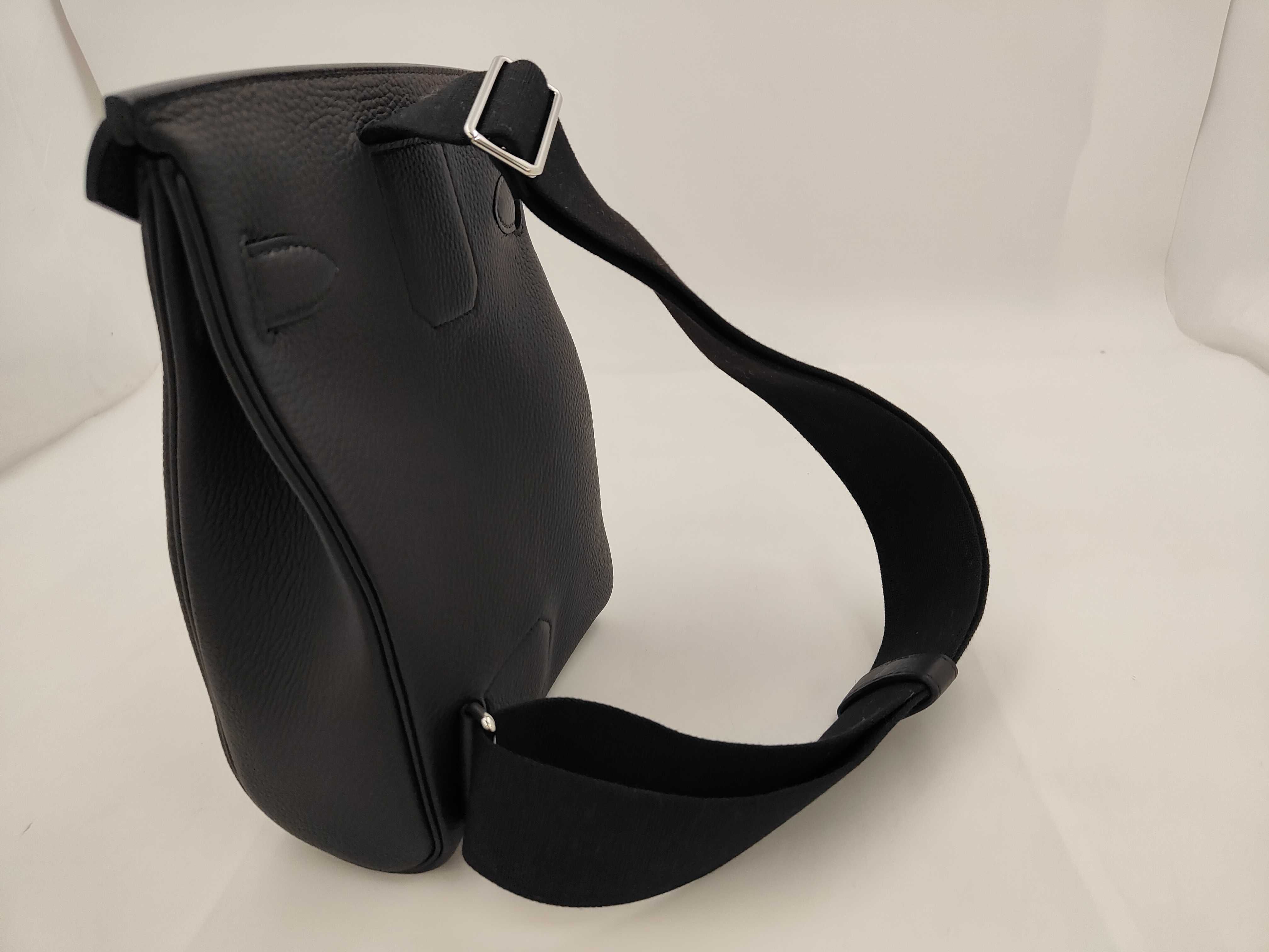 Kelly Accad PM Black G Stamp Shoulder Bag — view 5