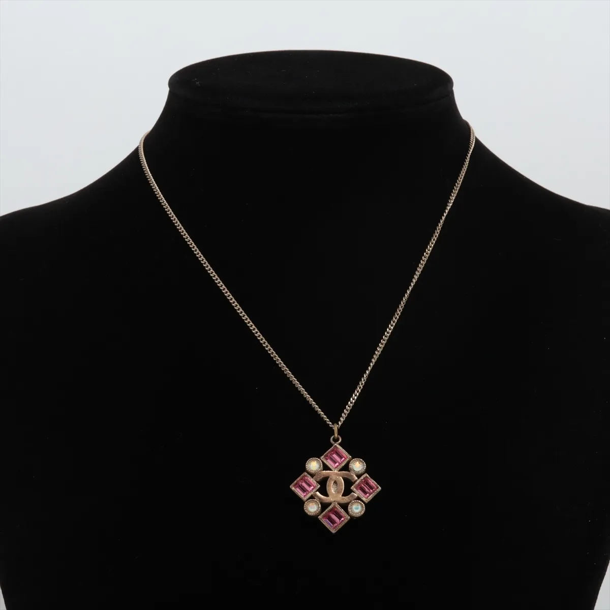 Coco Mark 05P Necklace, GP x Rhinestone, Gold. Shows — view 5