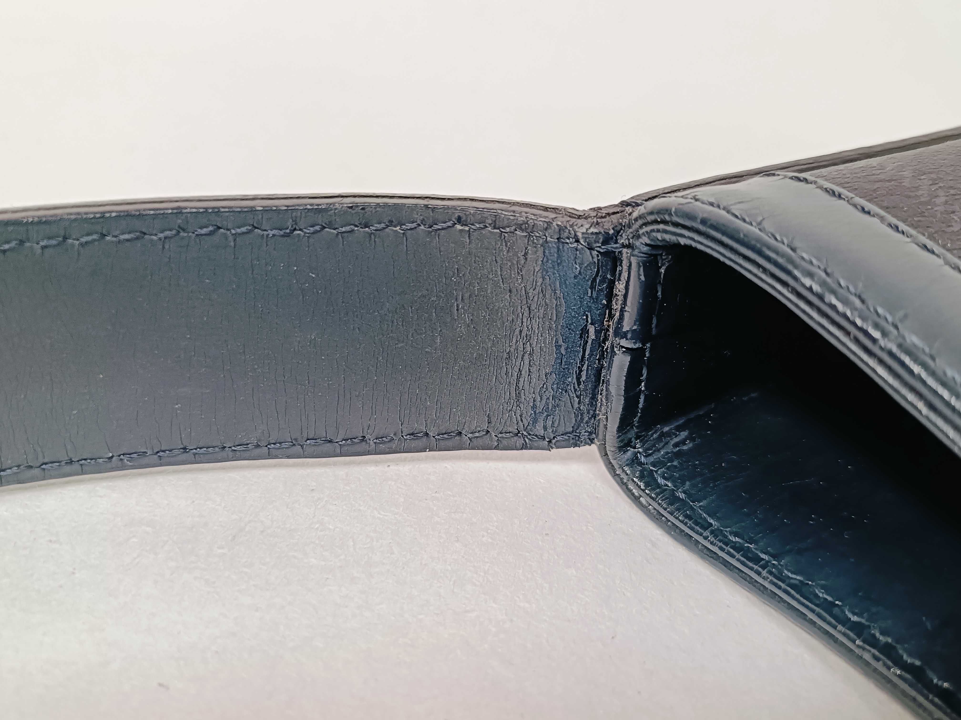 London Shoulder Bag — view 5