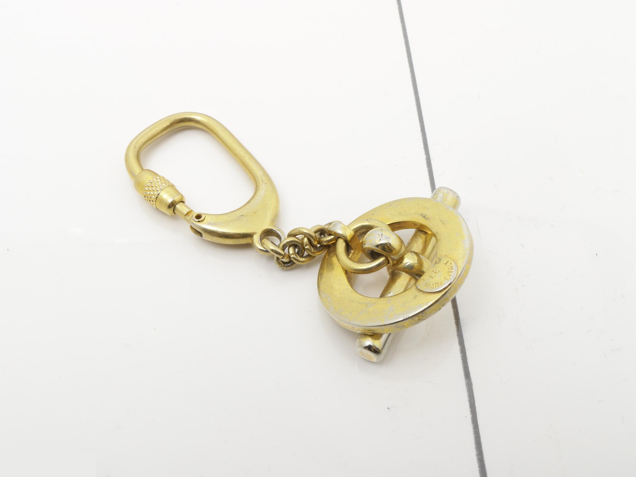 Circle Logo Toggle Vintage Keyring — view 2