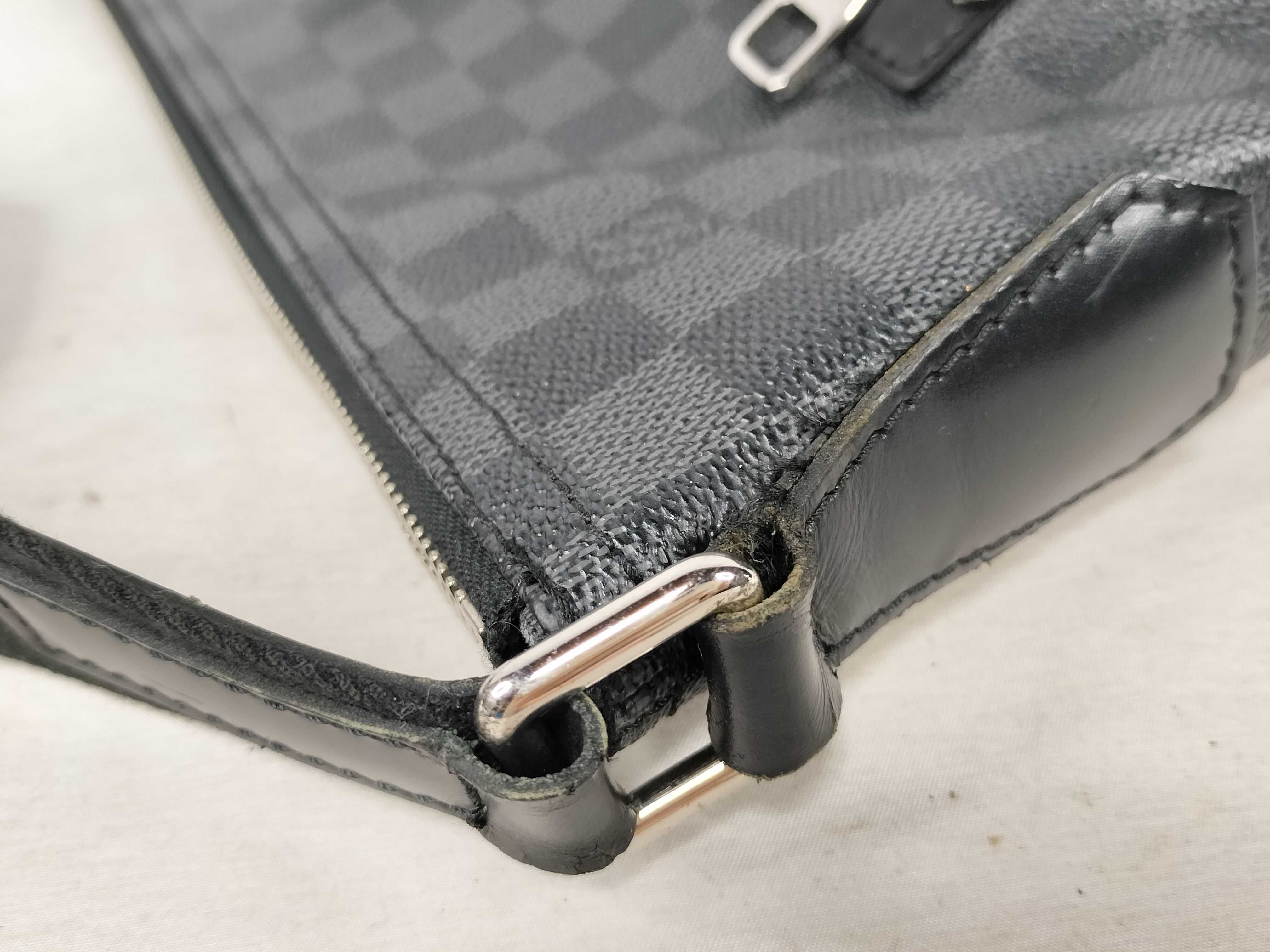 Damier Graphite Shoulder Bag — view 5