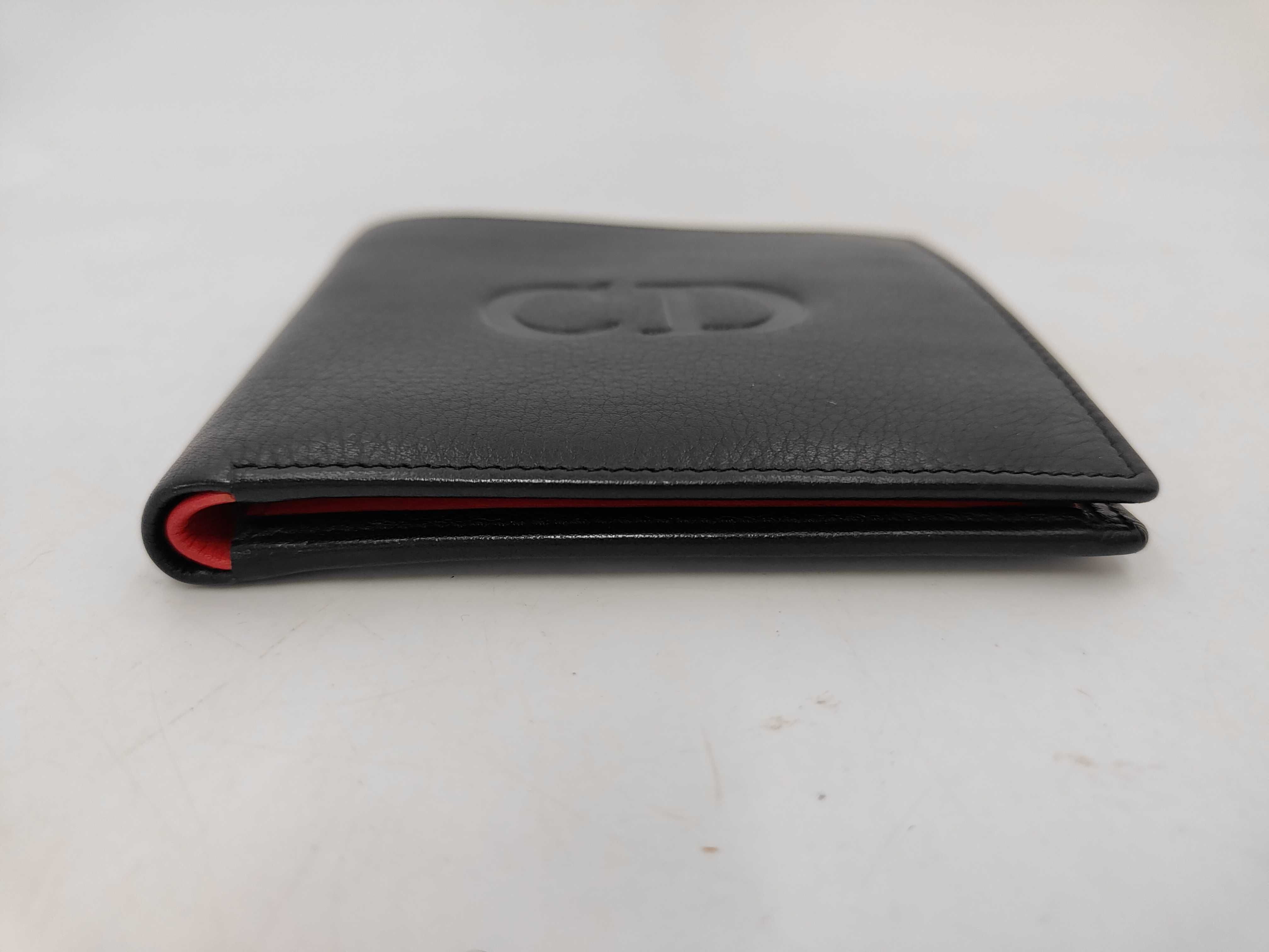 wallet — view 3