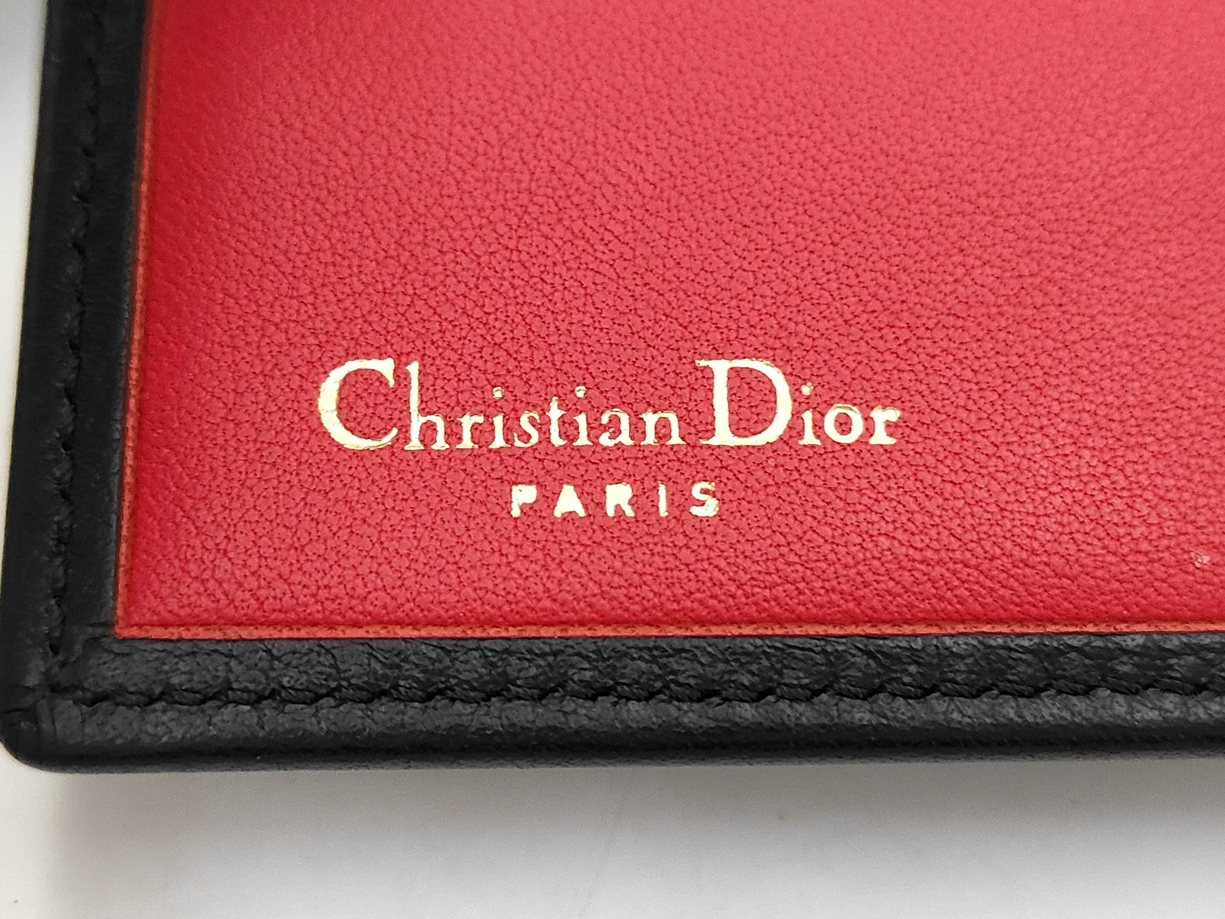 wallet — view 10
