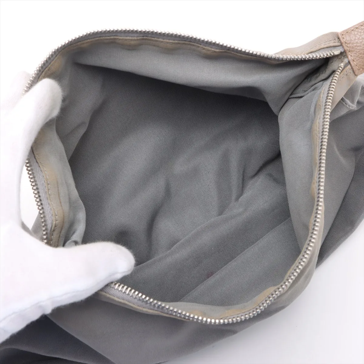 Executive Leather 2WAY Tote Bag Beige Silver Hardware Pouch Dirty — view 13