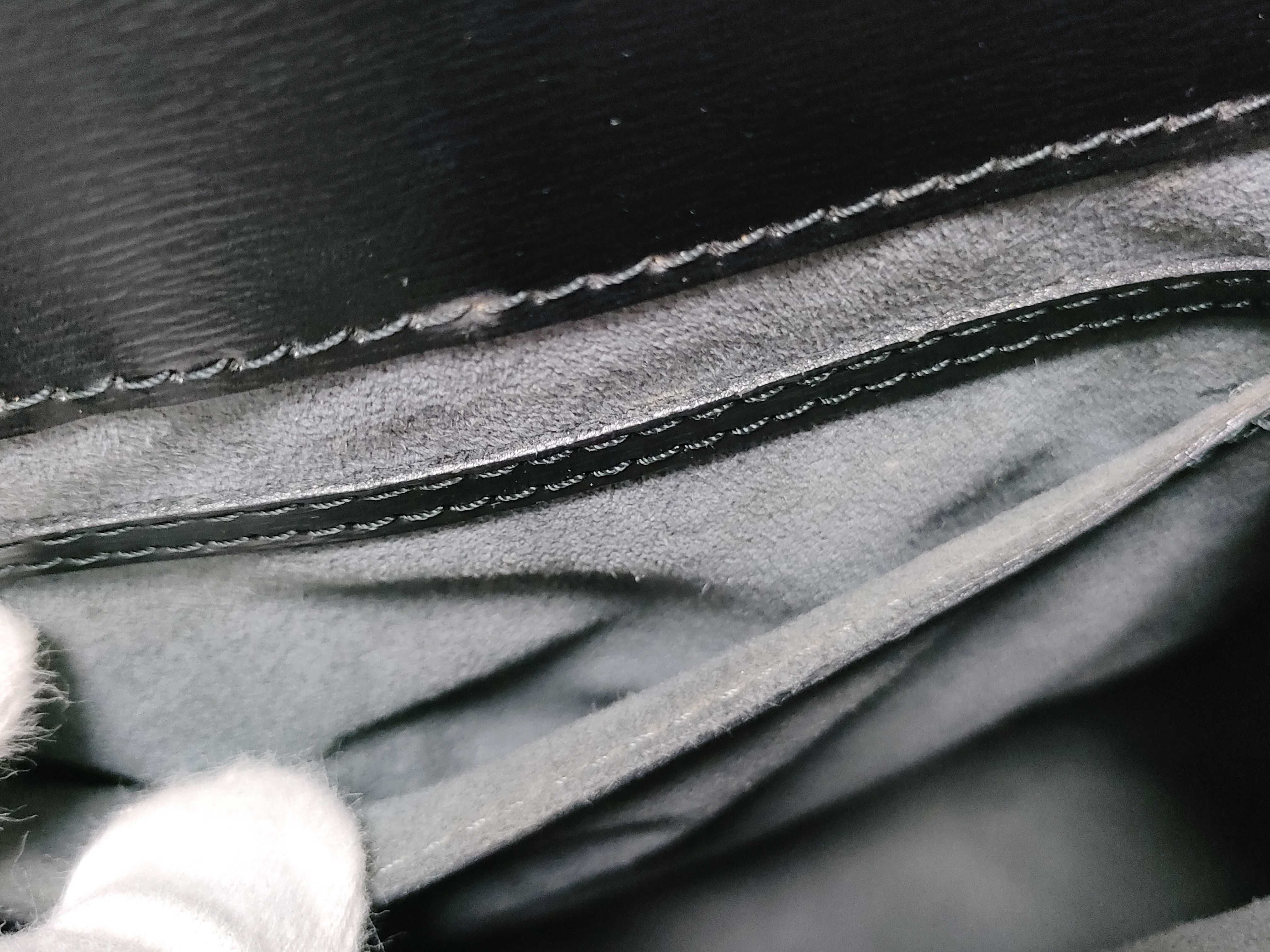 Epi Cluny Epi Handbag M52252 Shoulder Bag — view 11