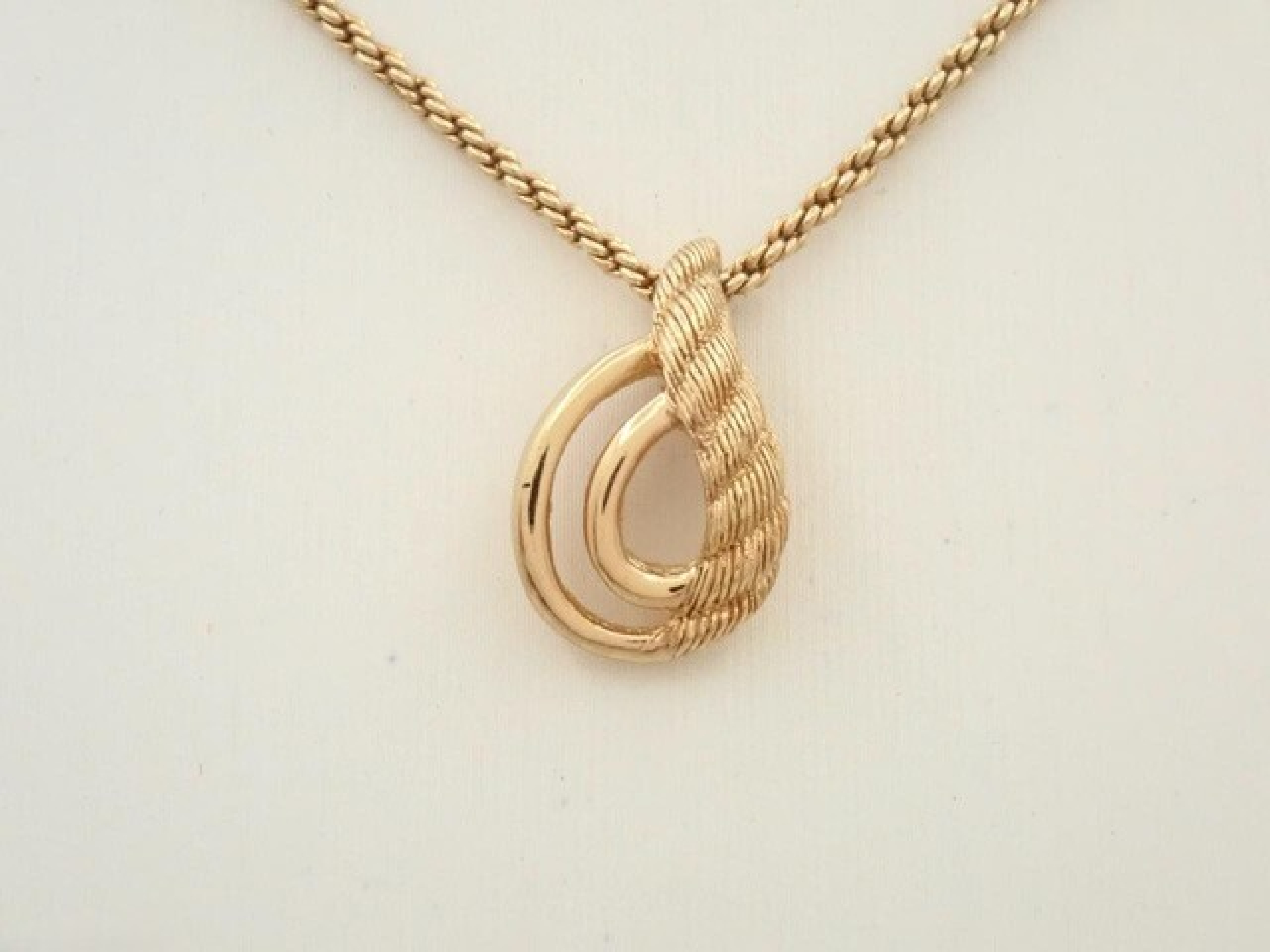Teardrop Twist Gold Chain Necklace (approx. 44cm) — view 2