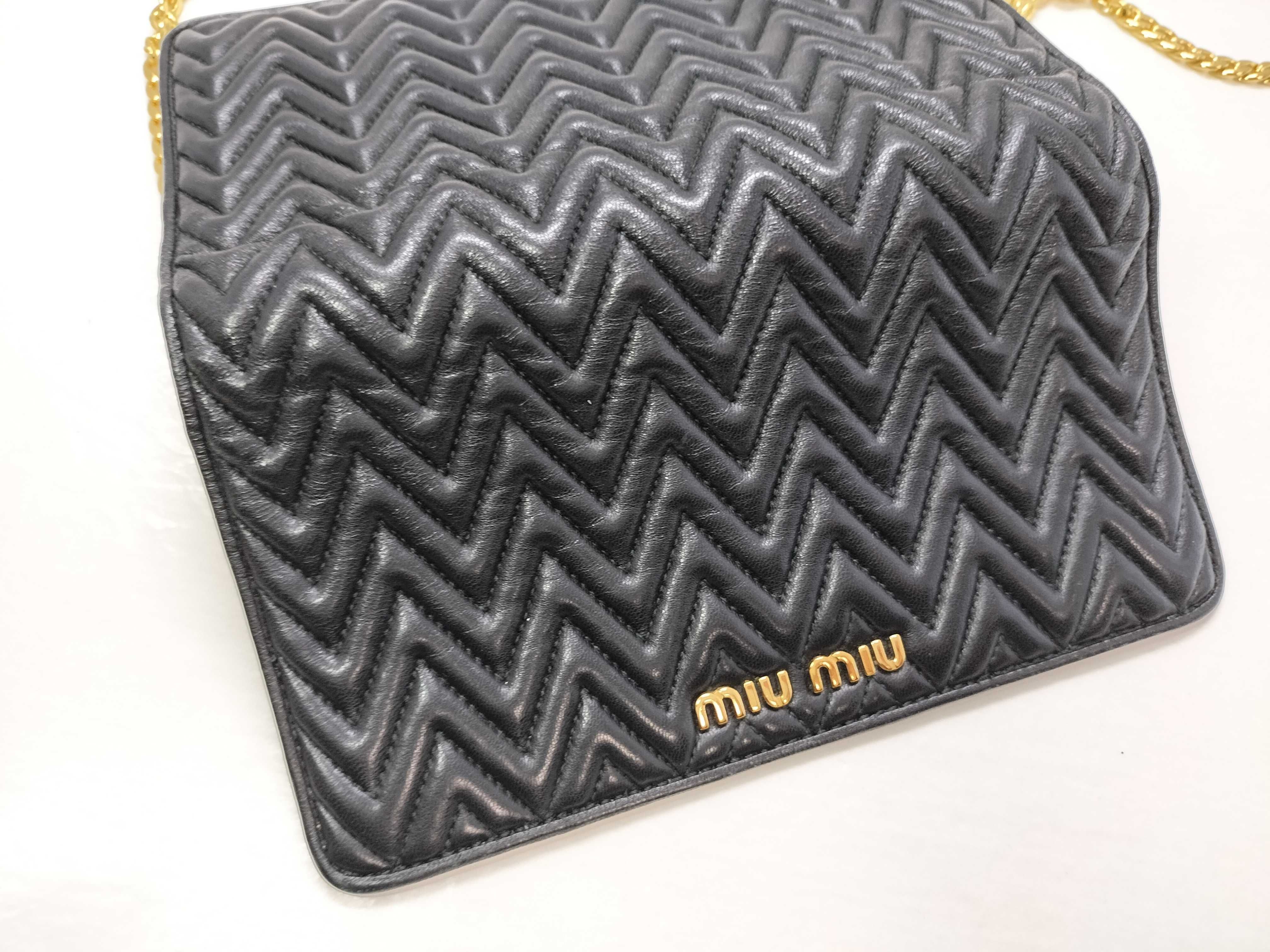 KR- Matelasse Leather Chain Wallet Black Shoulder Bag — view 12