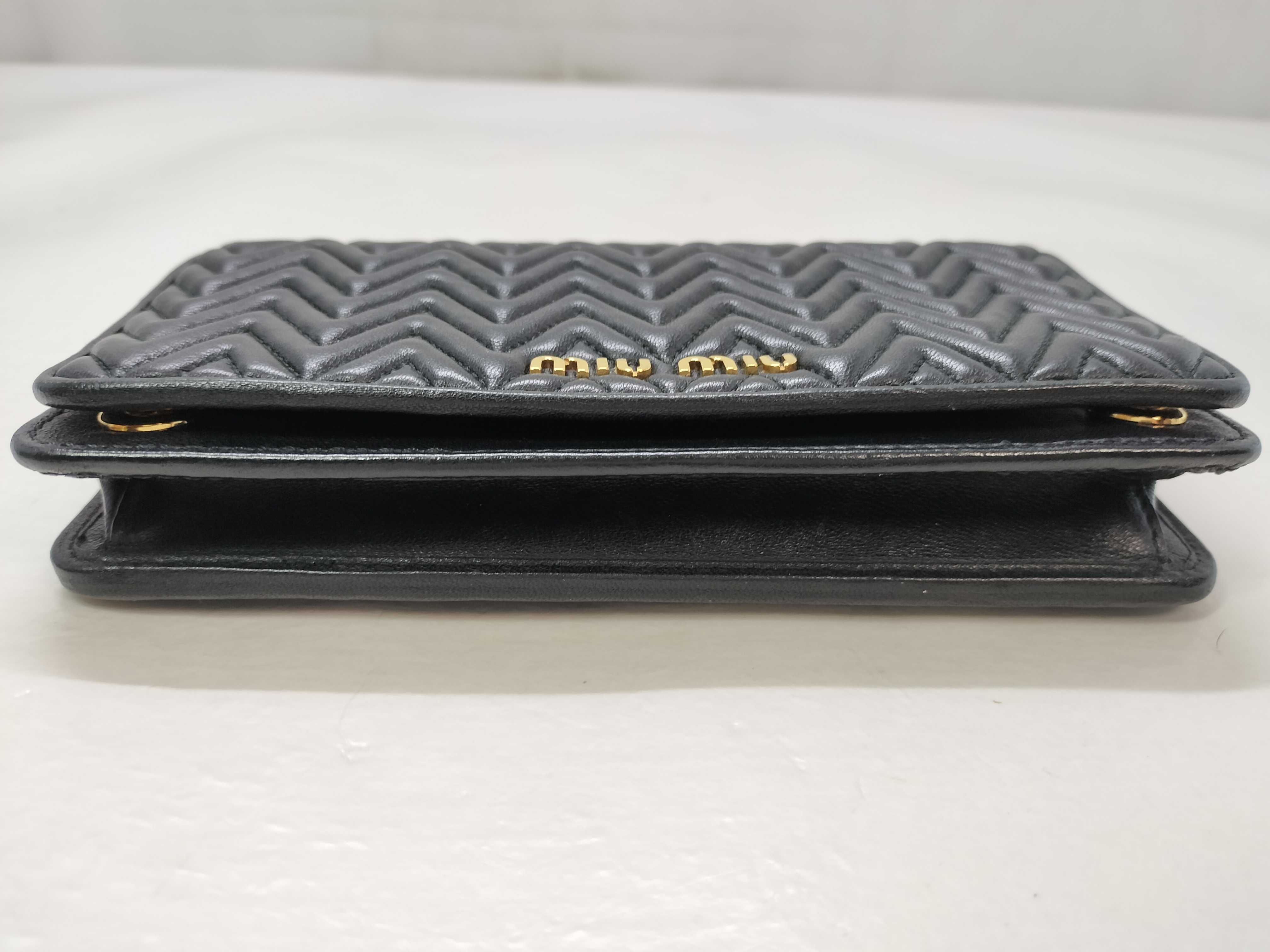 KR- Matelasse Leather Chain Wallet Black Shoulder Bag — view 13