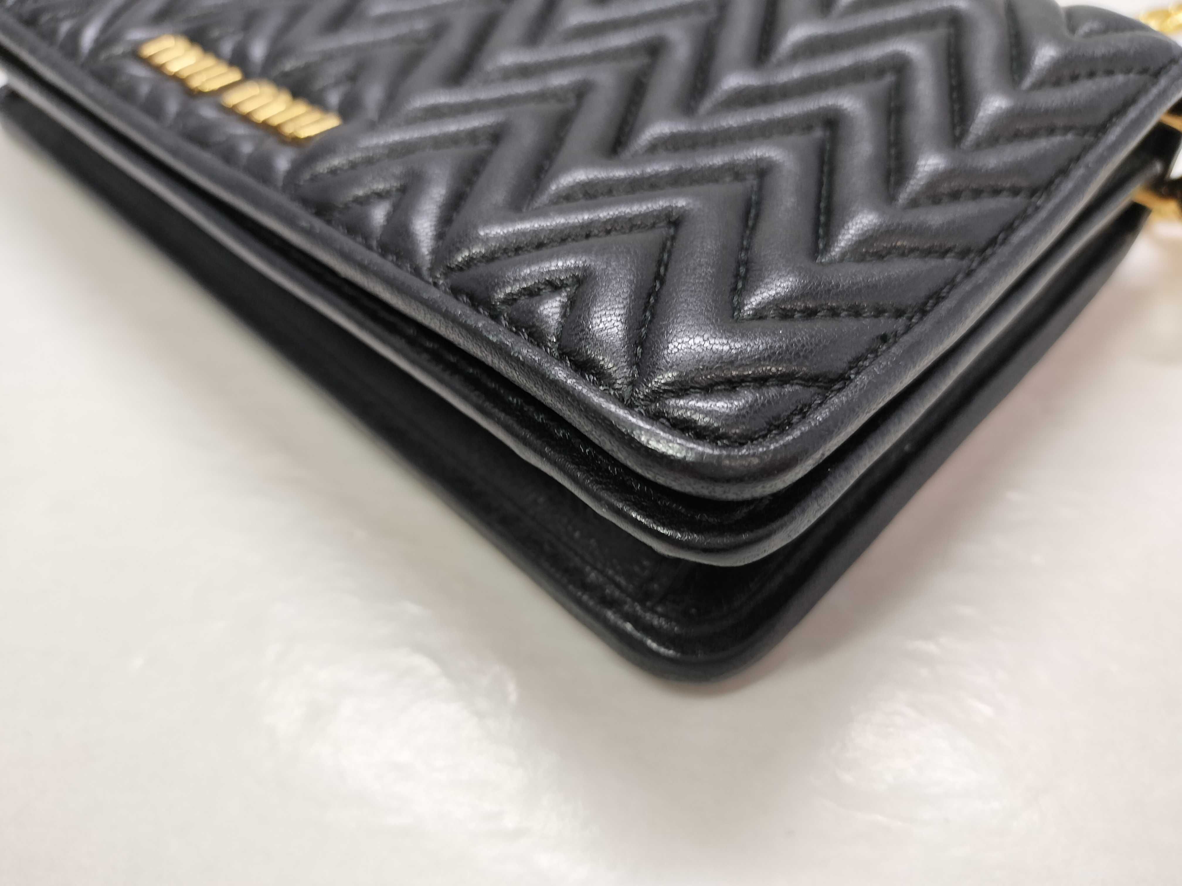 KR- Matelasse Leather Chain Wallet Black Shoulder Bag — view 6