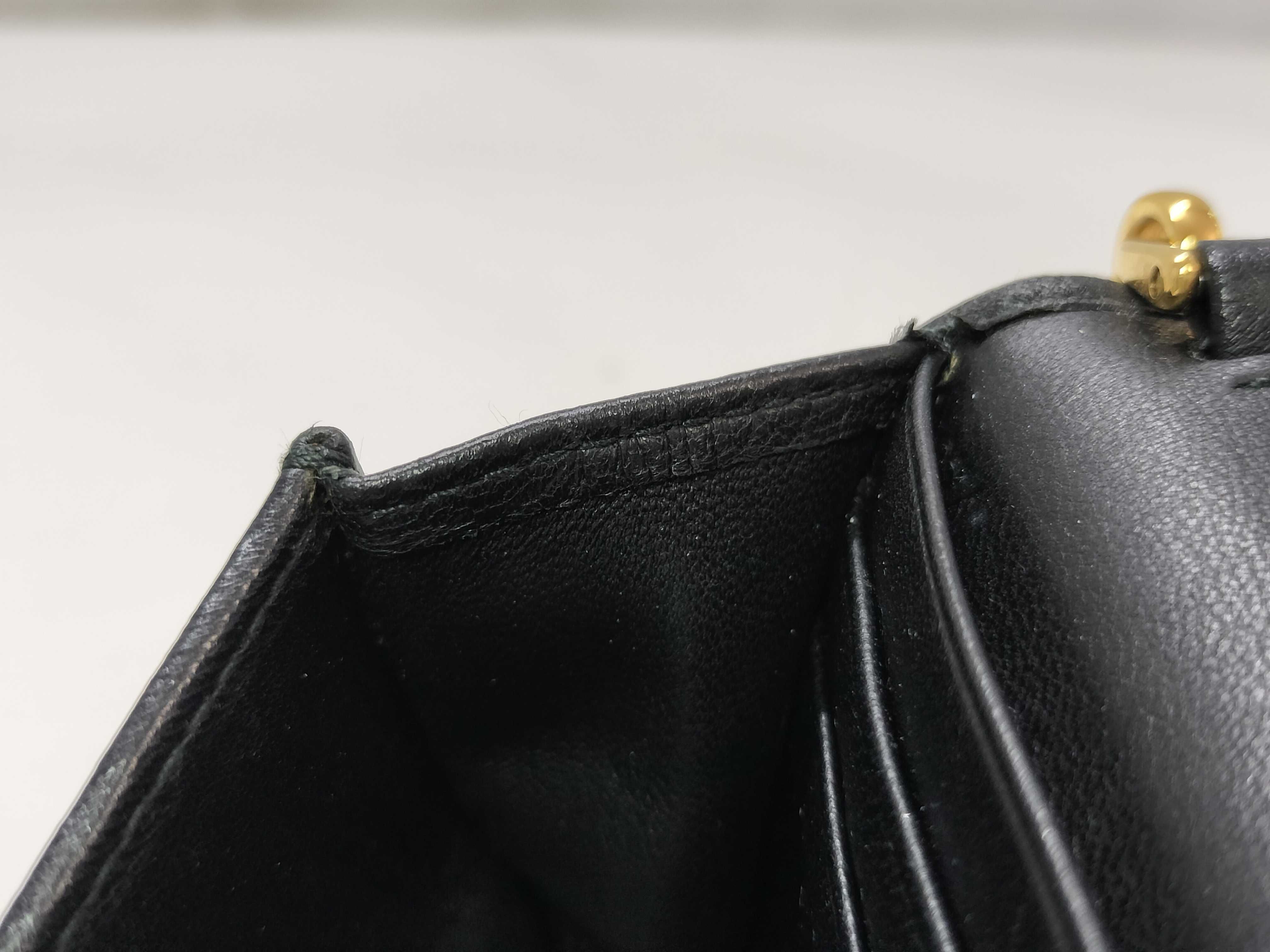 KR- Matelasse Leather Chain Wallet Black Shoulder Bag — view 10