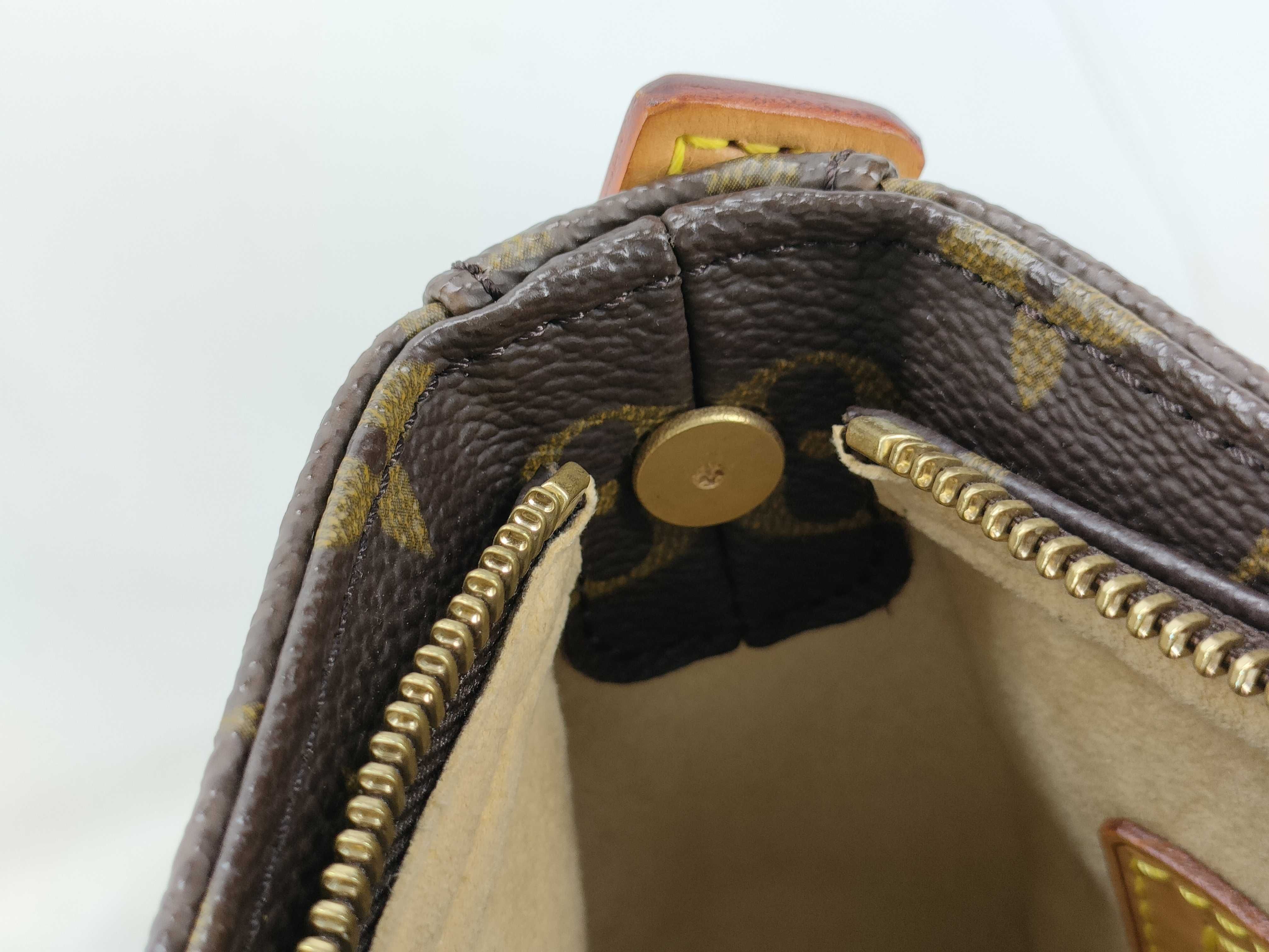 Monogram Looping MM M51146 Shoulder Bag — view 12