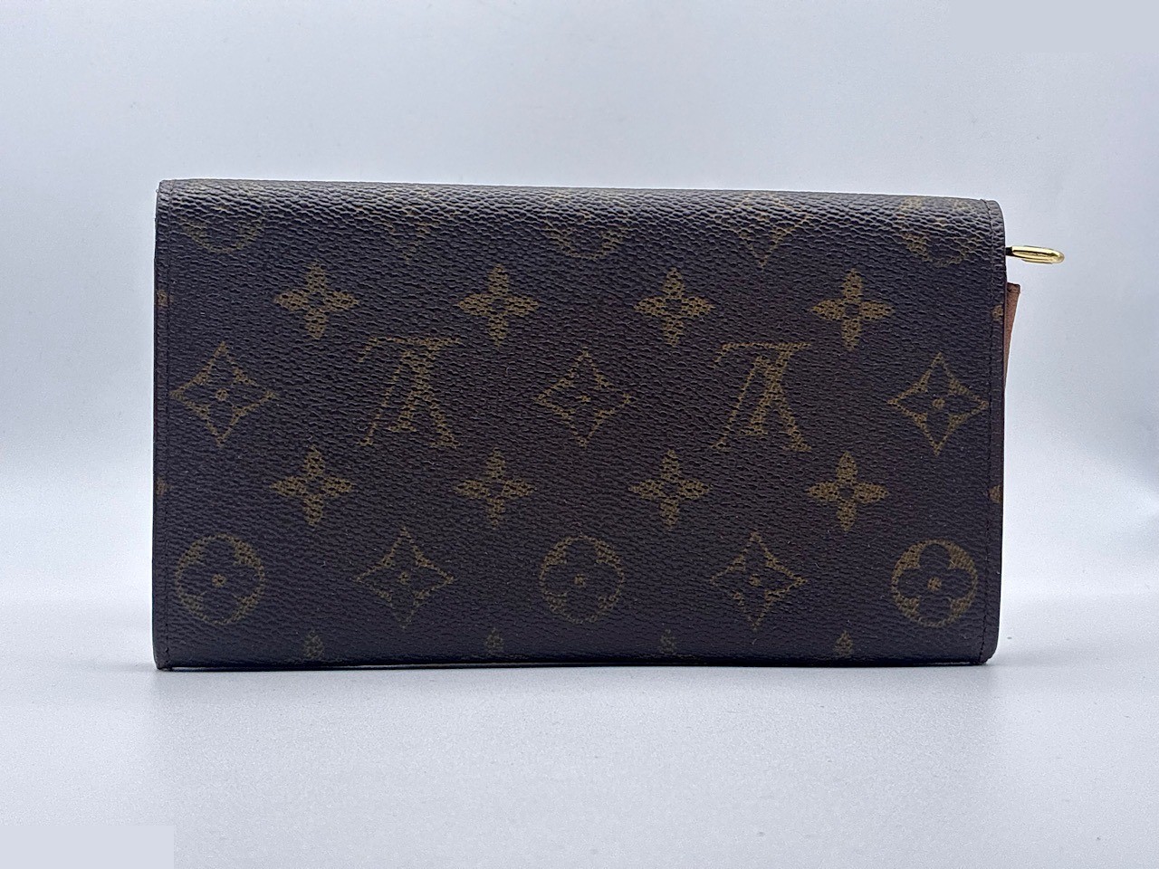 Monogram Credit — view 2