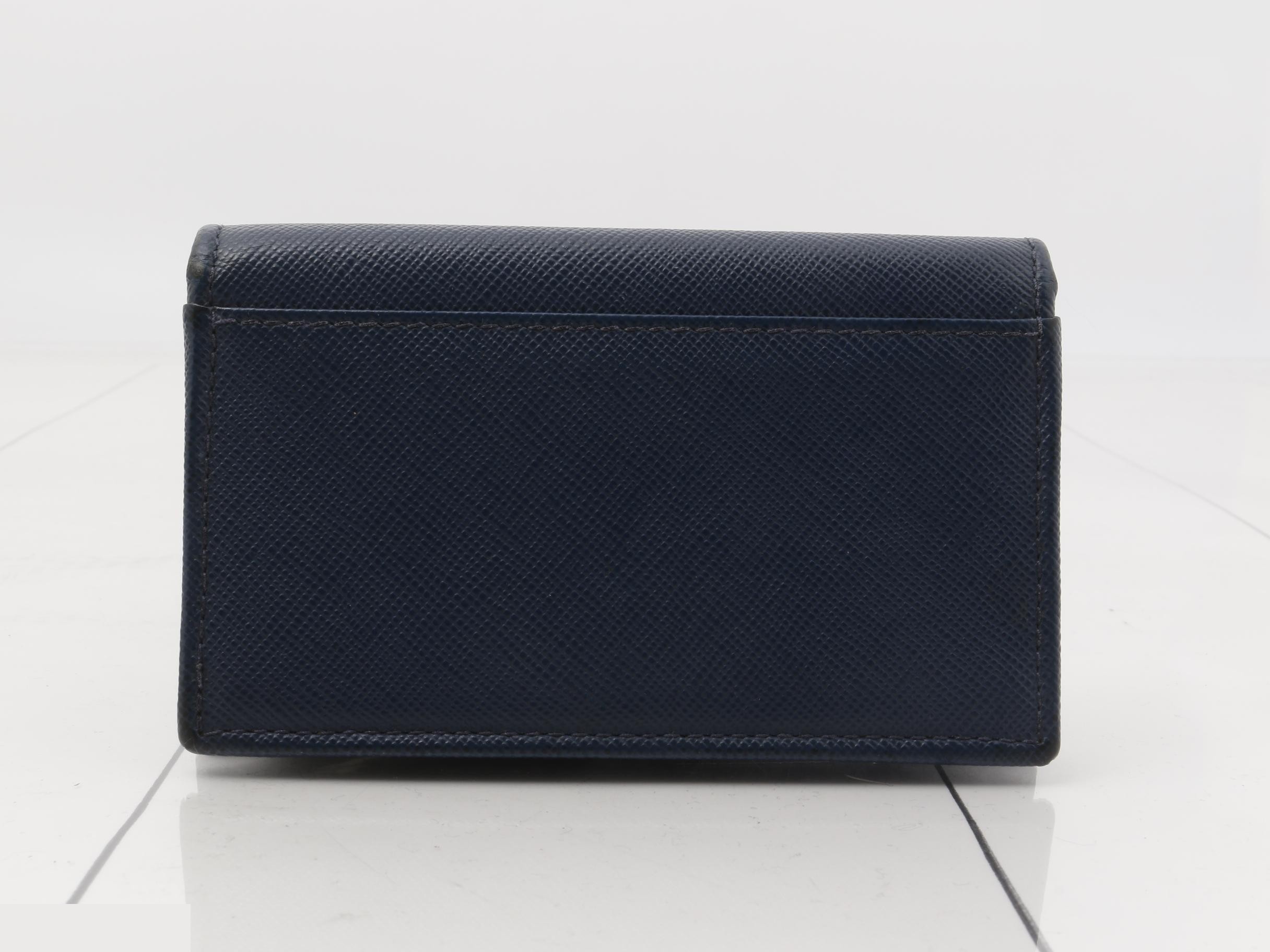 Other items: Bags, notebook covers, card cases, etc. — view 2