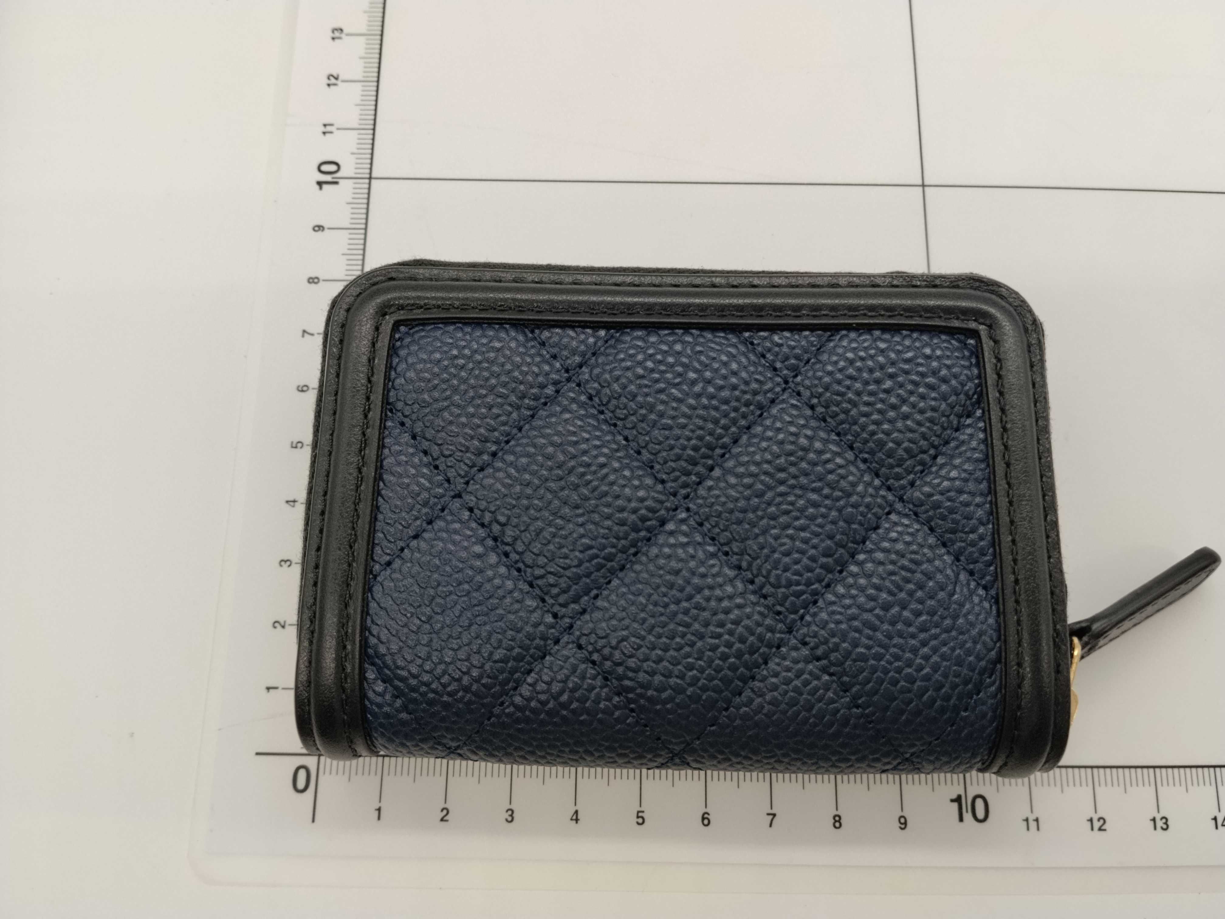 Caviar Skin CC Filigree Coin Case with Seal/Guarantee Card — view 2
