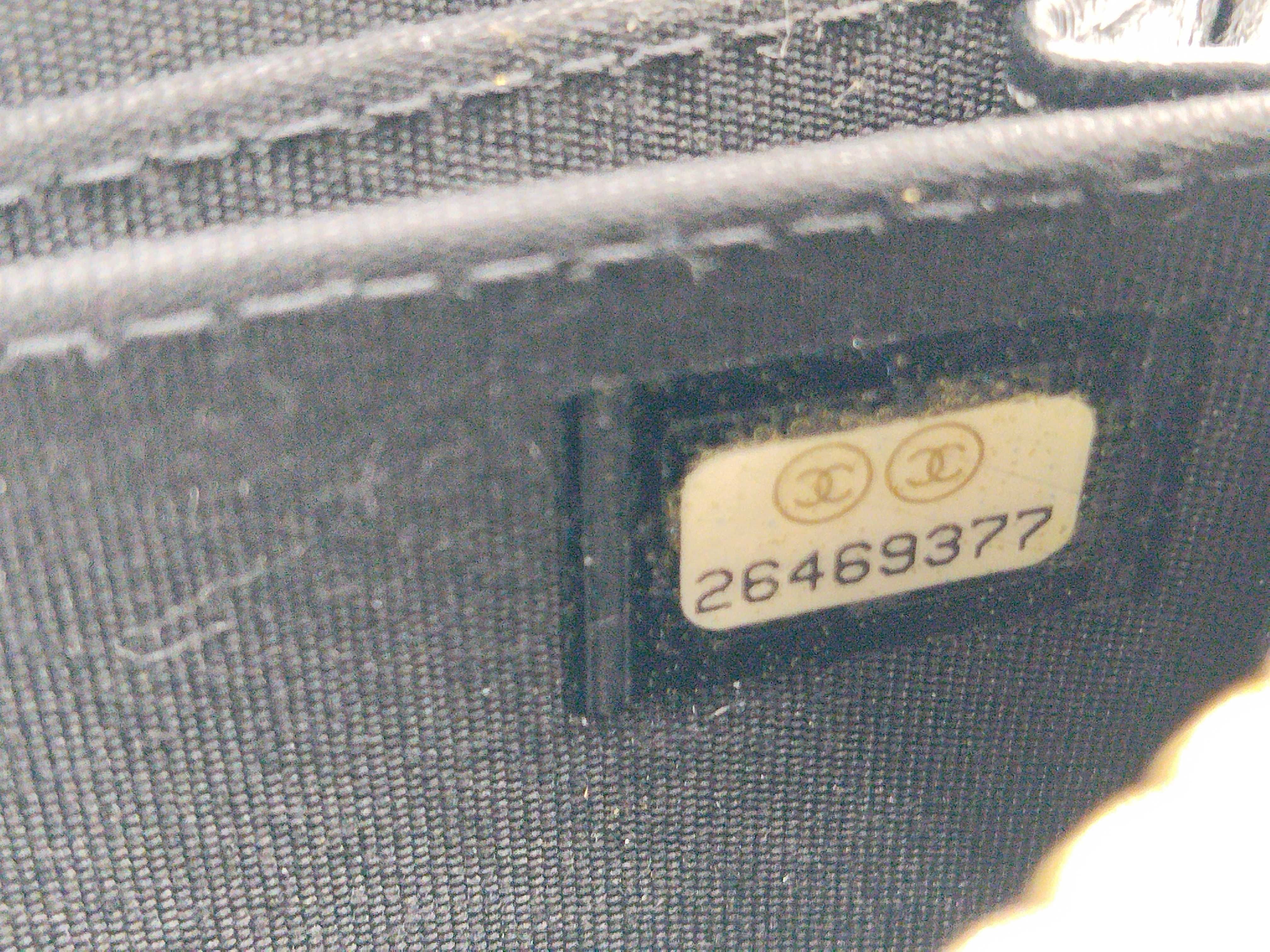 Caviar Skin CC Filigree Coin Case with Seal/Guarantee Card — view 10