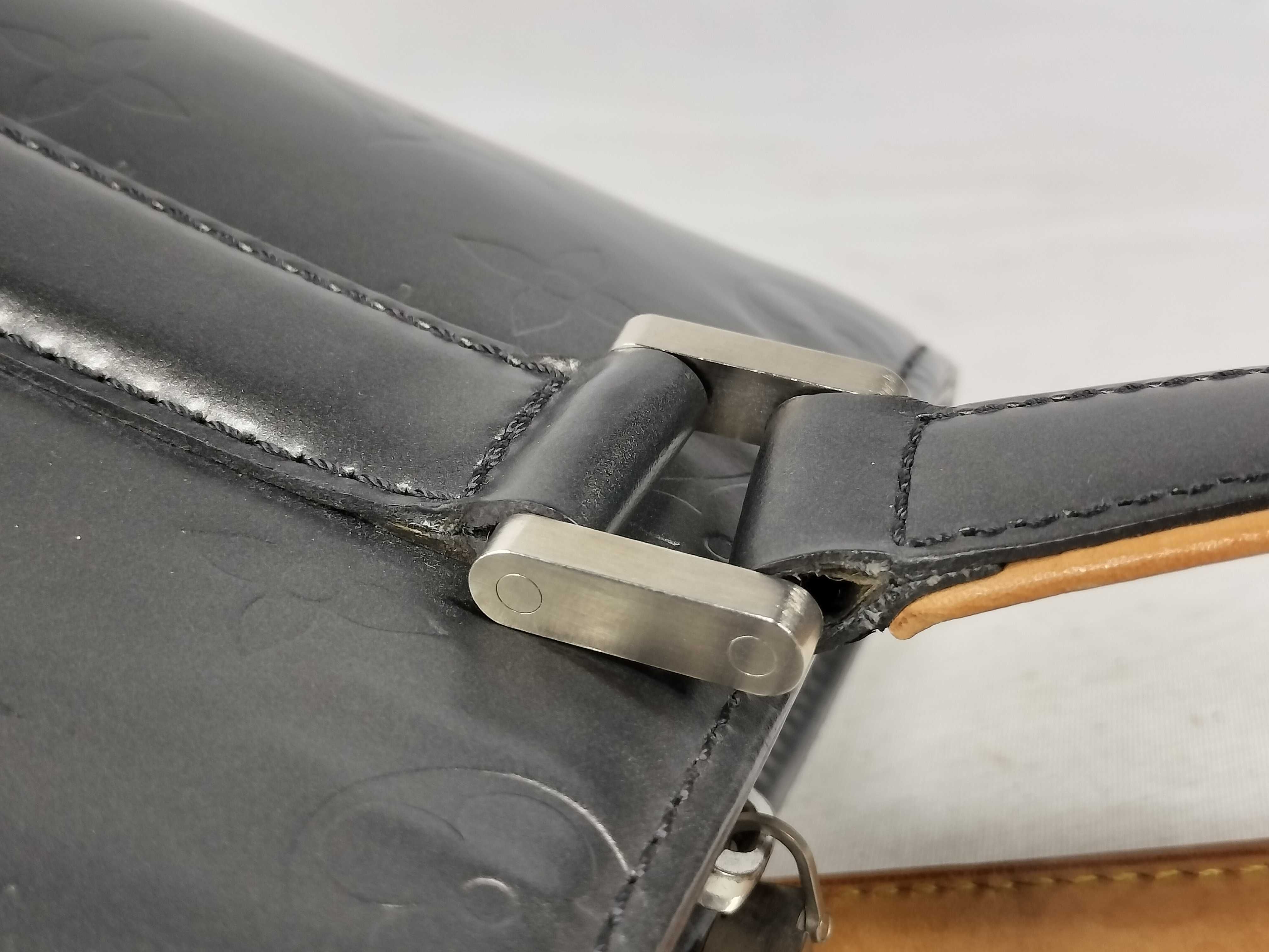 Monogram Matte Louis Vuitton Stockton Monogram Matte Tote Bag — view 5