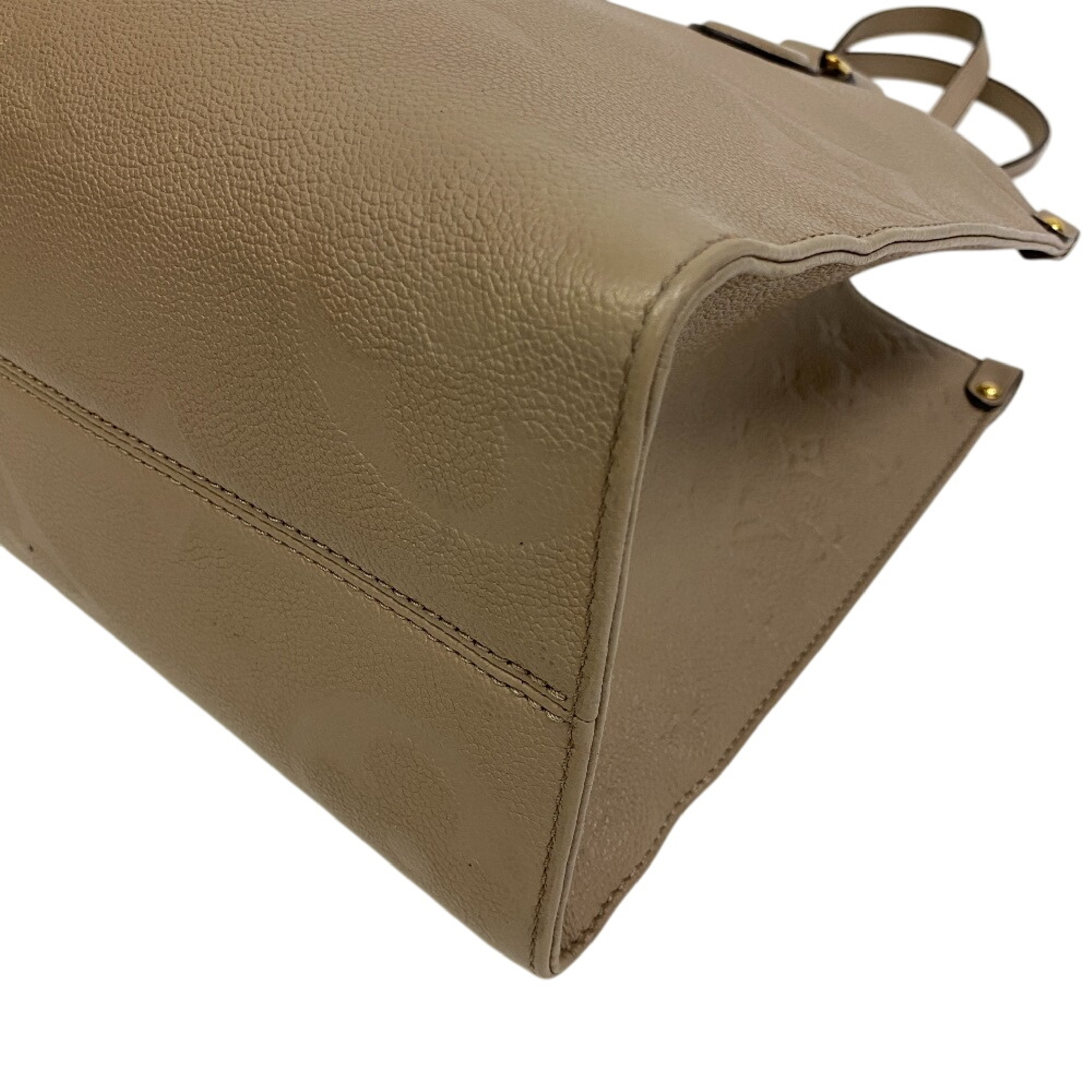 M45607 OnTheGo MM Monogram Empreinte Leather Handbag — view 6