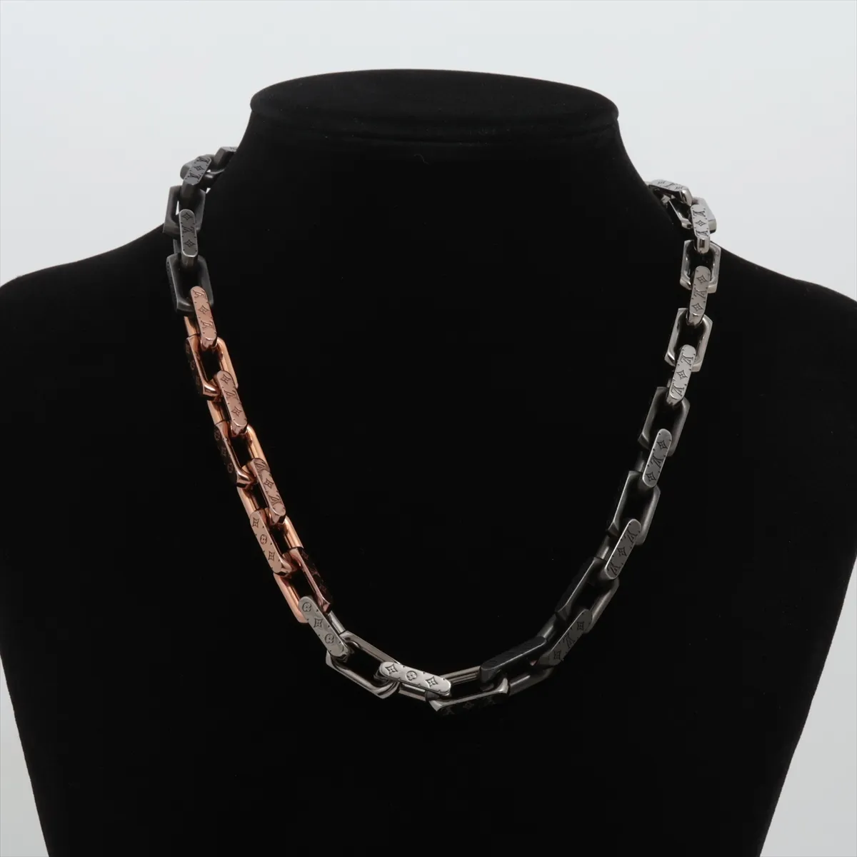 M01190 Collier Monogram Chain Necklace LE2243 Necklace GP x Metal Black x Rose Gold — view 5