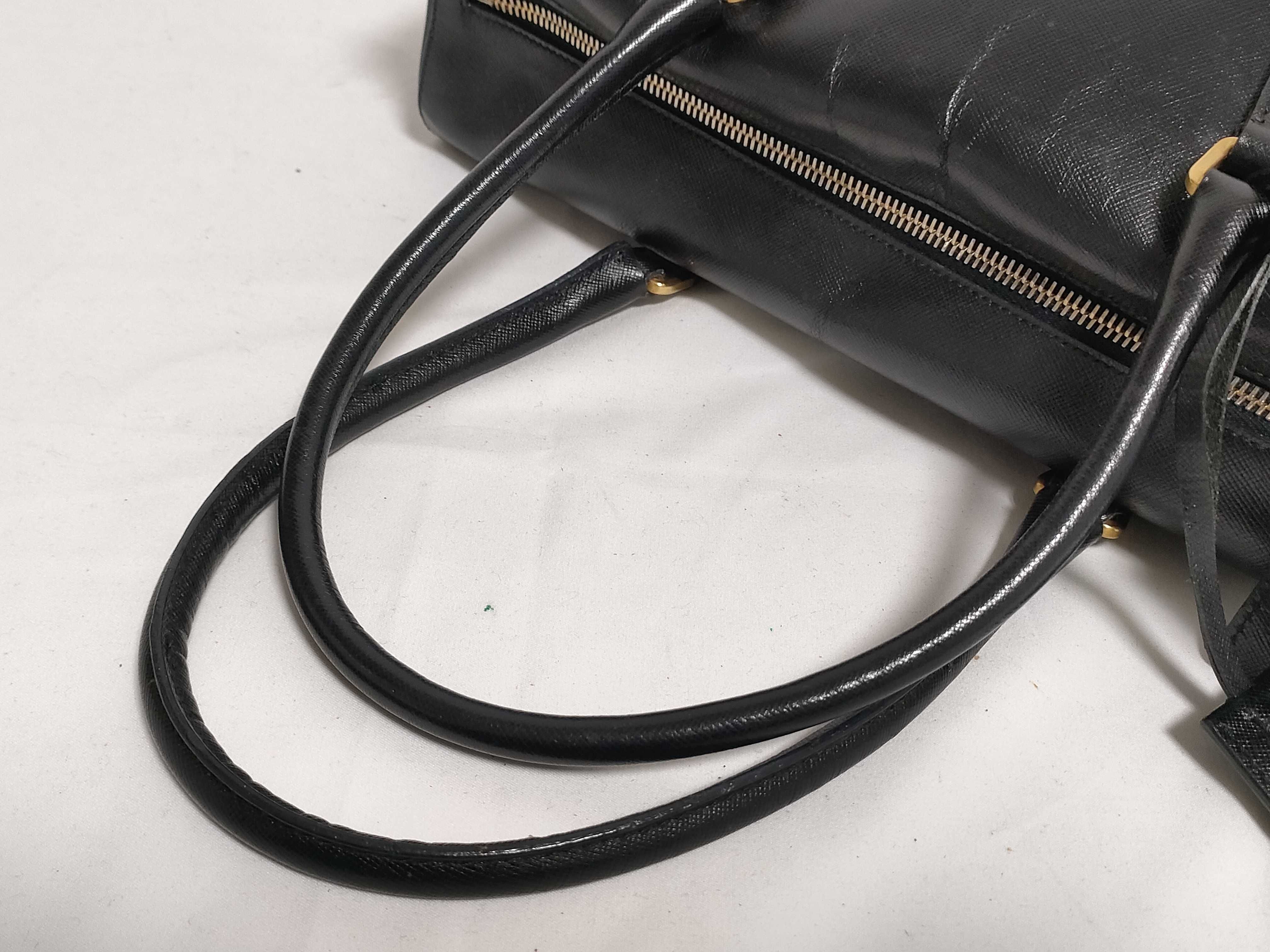 handbag, Saffiano leather, with 2 padlock keys and clochette. — view 3