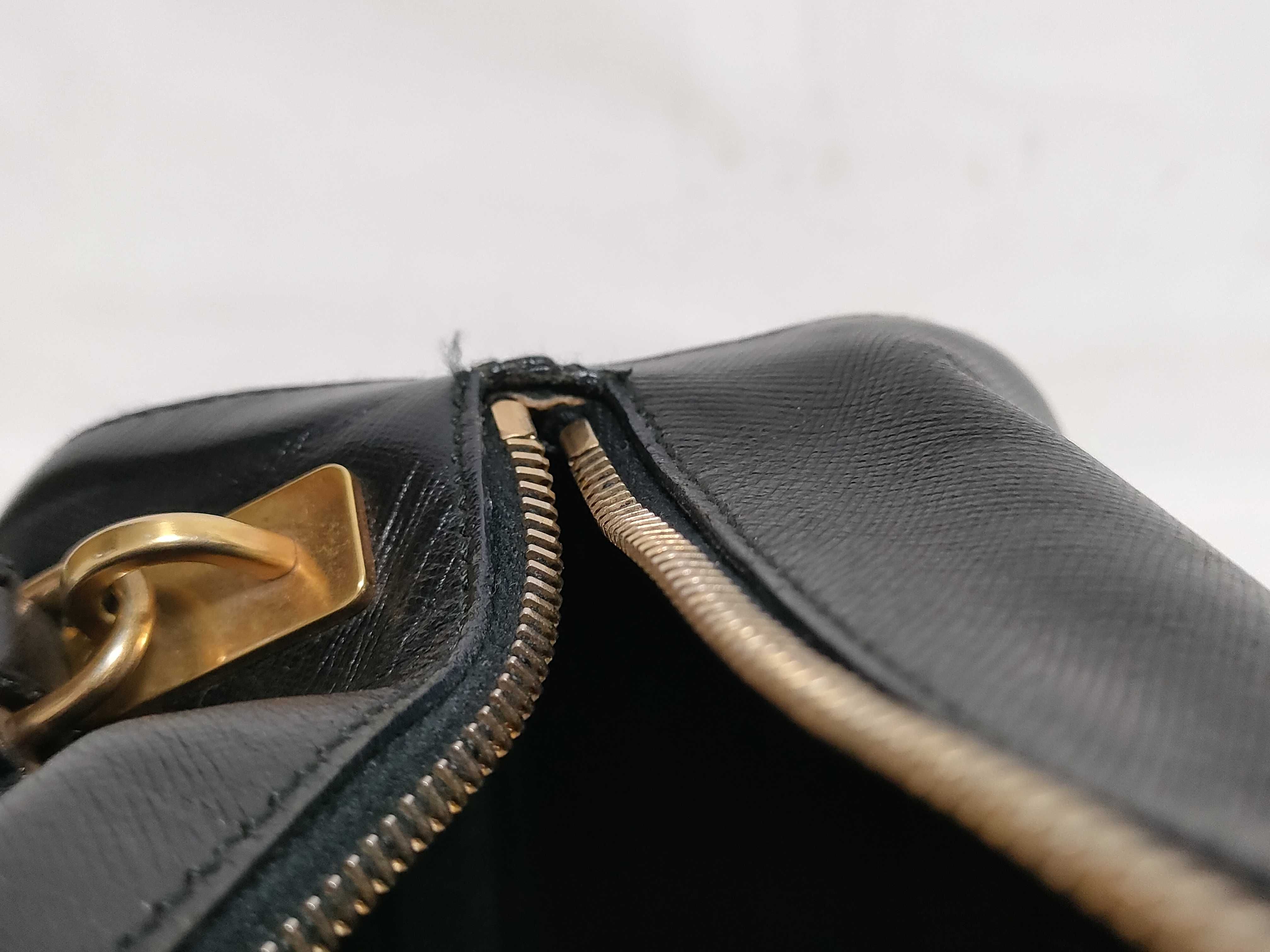 handbag, Saffiano leather, with 2 padlock keys and clochette. — view 9