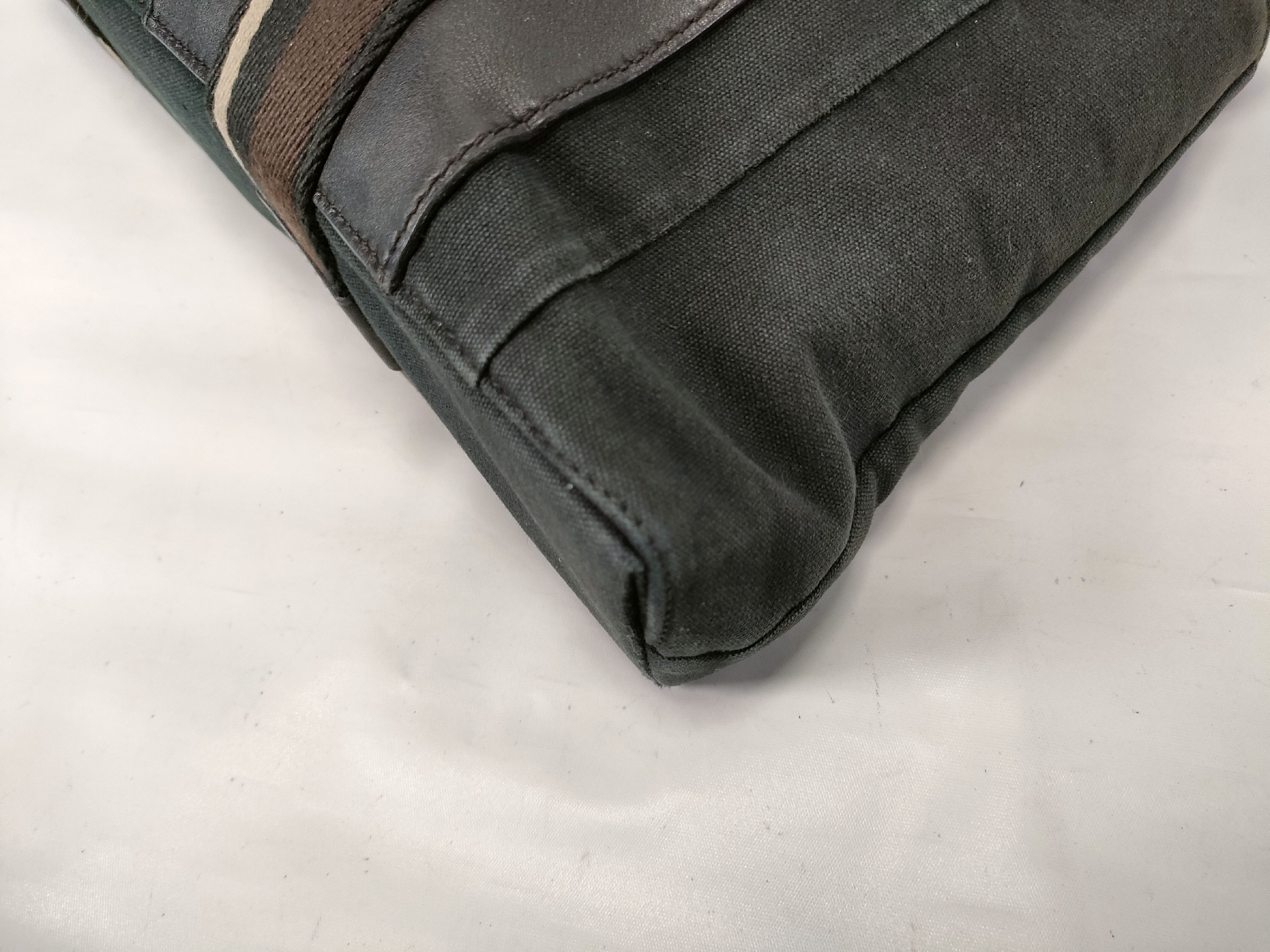 Troca Horizontal MM Tote Bag (Torn Tag) — view 6