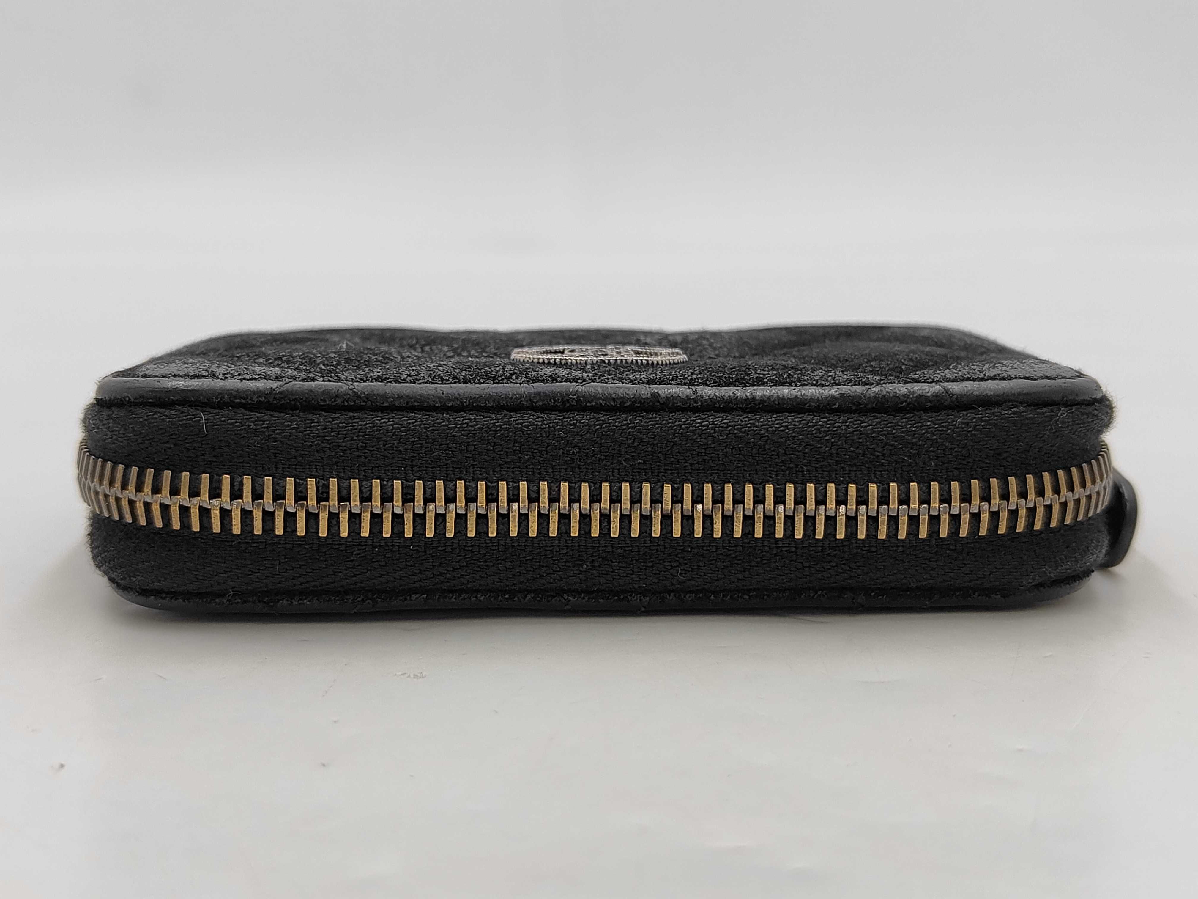 Matelassé Chain Me Goatskin Coin Case (with seal, card, and box) — view 5