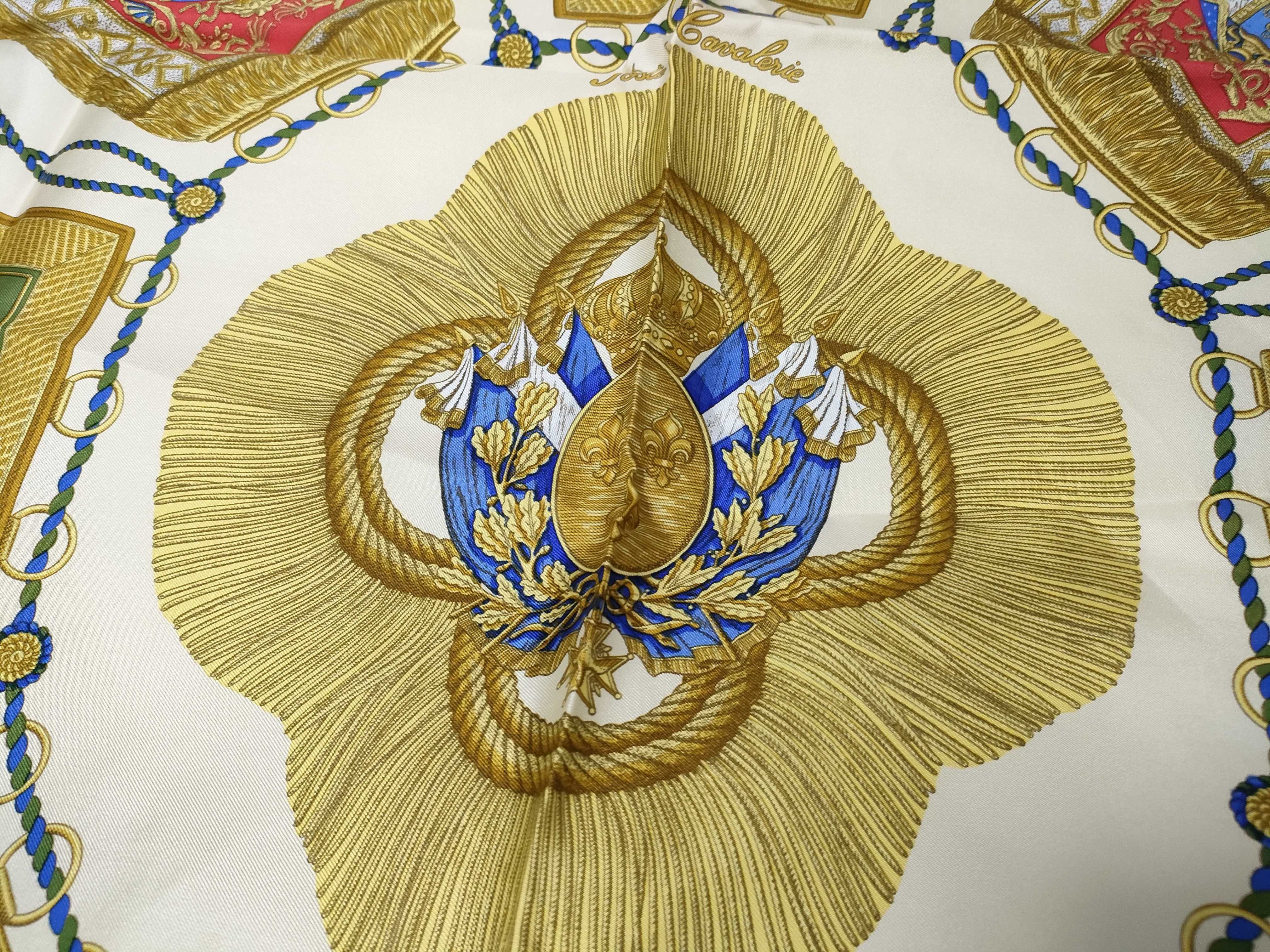 Carre 90 Saber-shaped pouch and other accessories — view 4