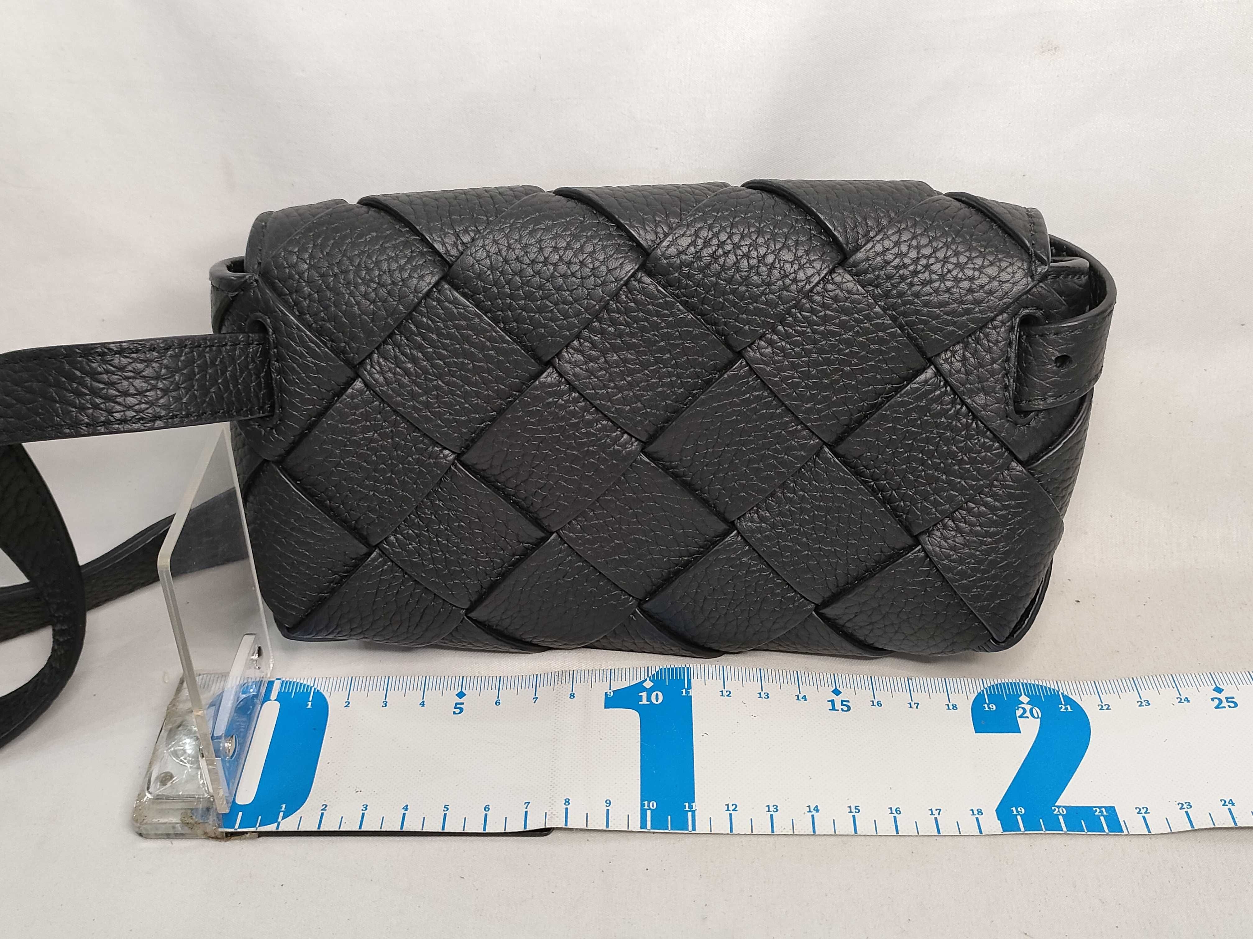 Intrecciato Maxi Intrecciato Diagono Shoulder Bag — view 2