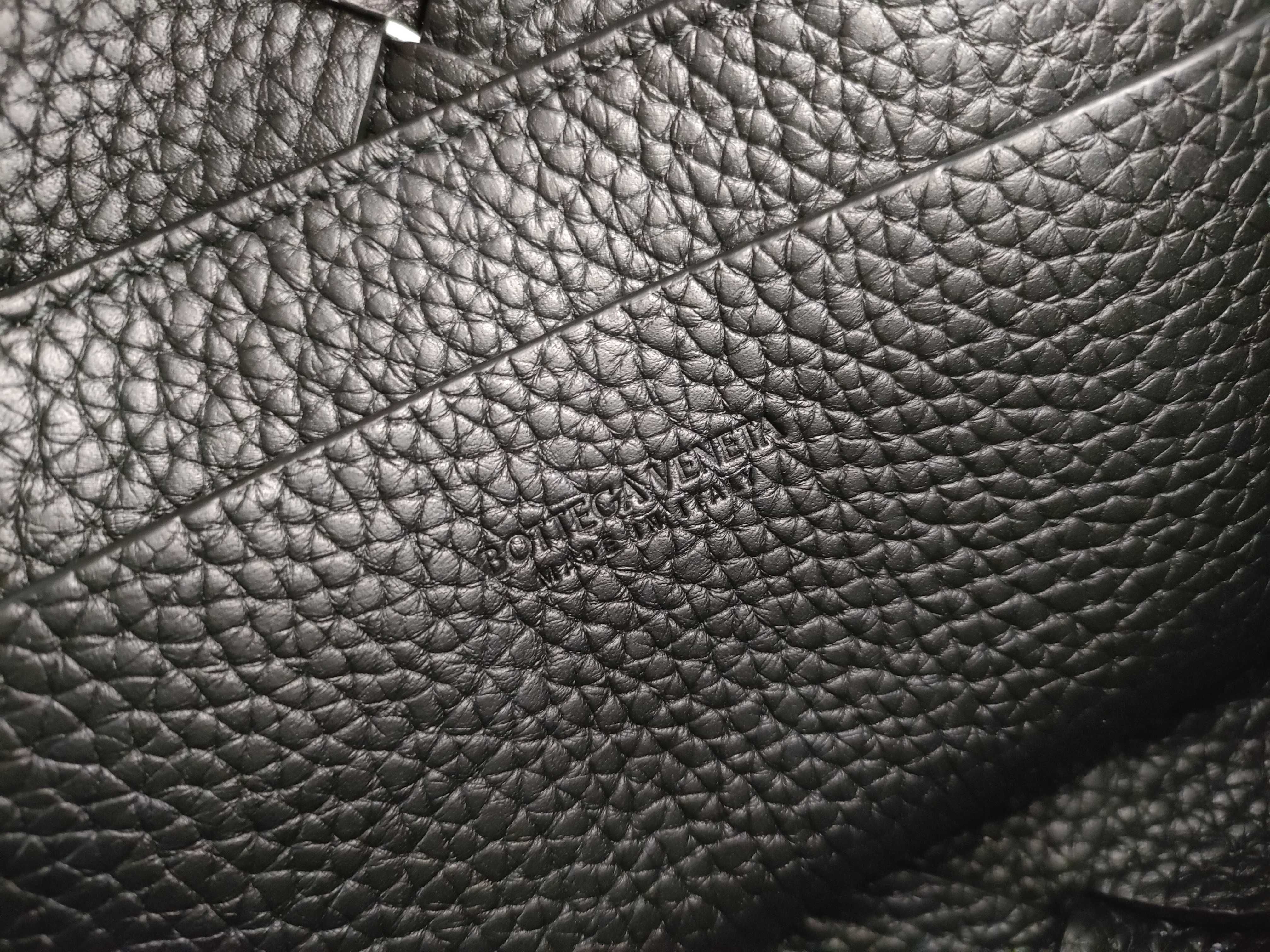 Intrecciato Maxi Intrecciato Diagono Shoulder Bag — view 12