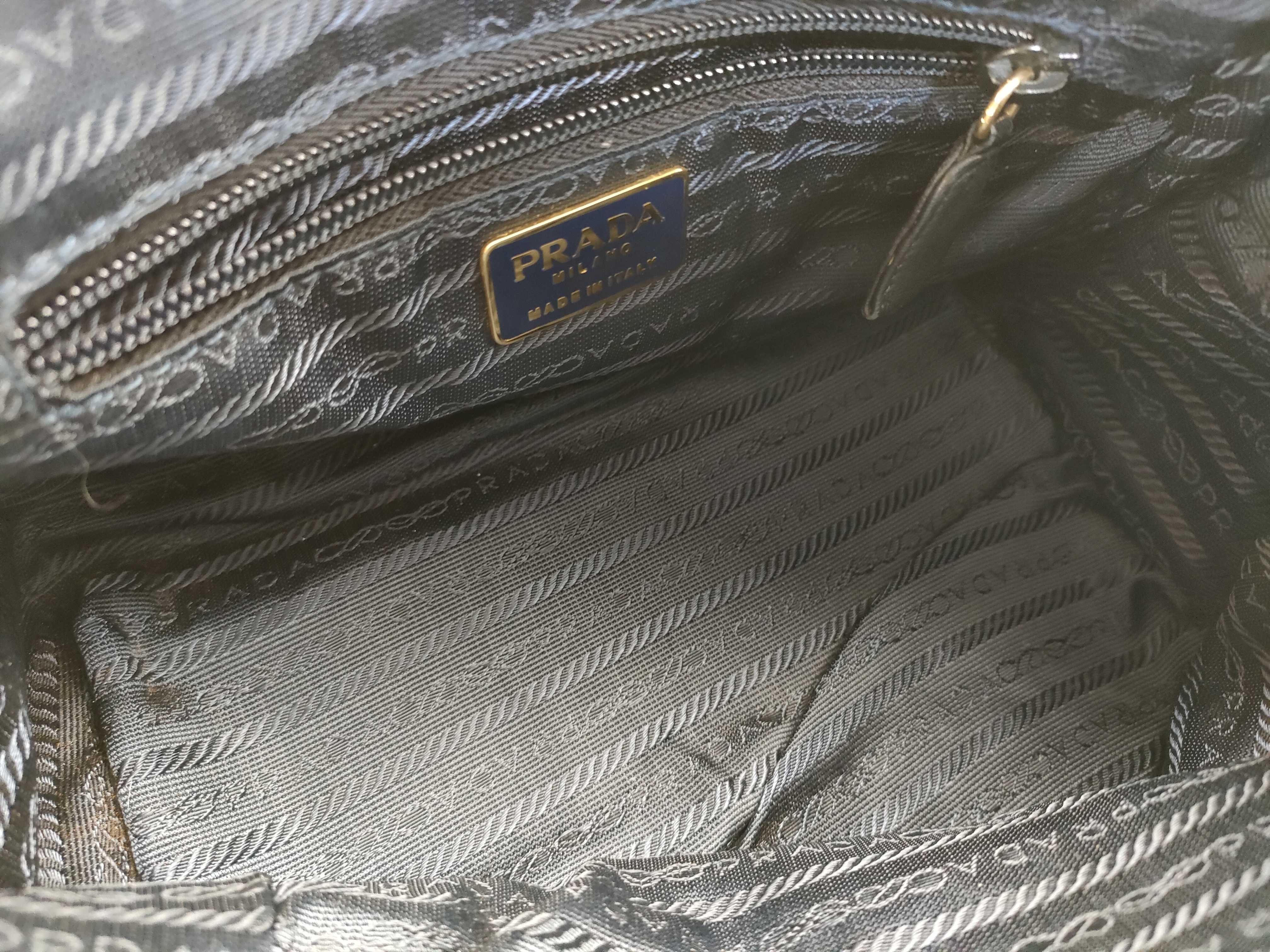 Nappa Leather Quilted Chain Shoulder Bag Black Gold Hardware Triangle Logo Shoulder Bag — view 11