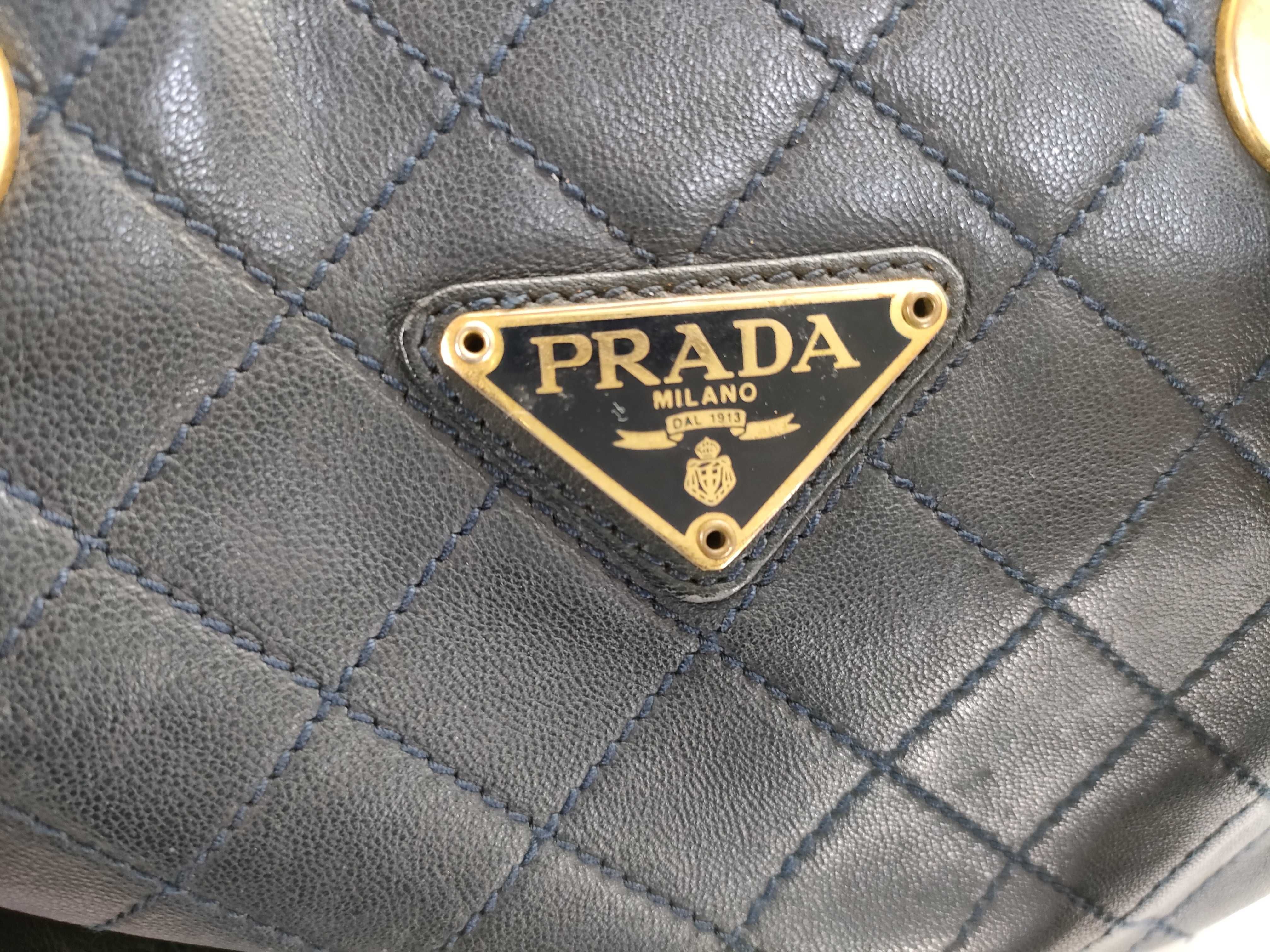 Nappa Leather Quilted Chain Shoulder Bag Black Gold Hardware Triangle Logo Shoulder Bag — view 12