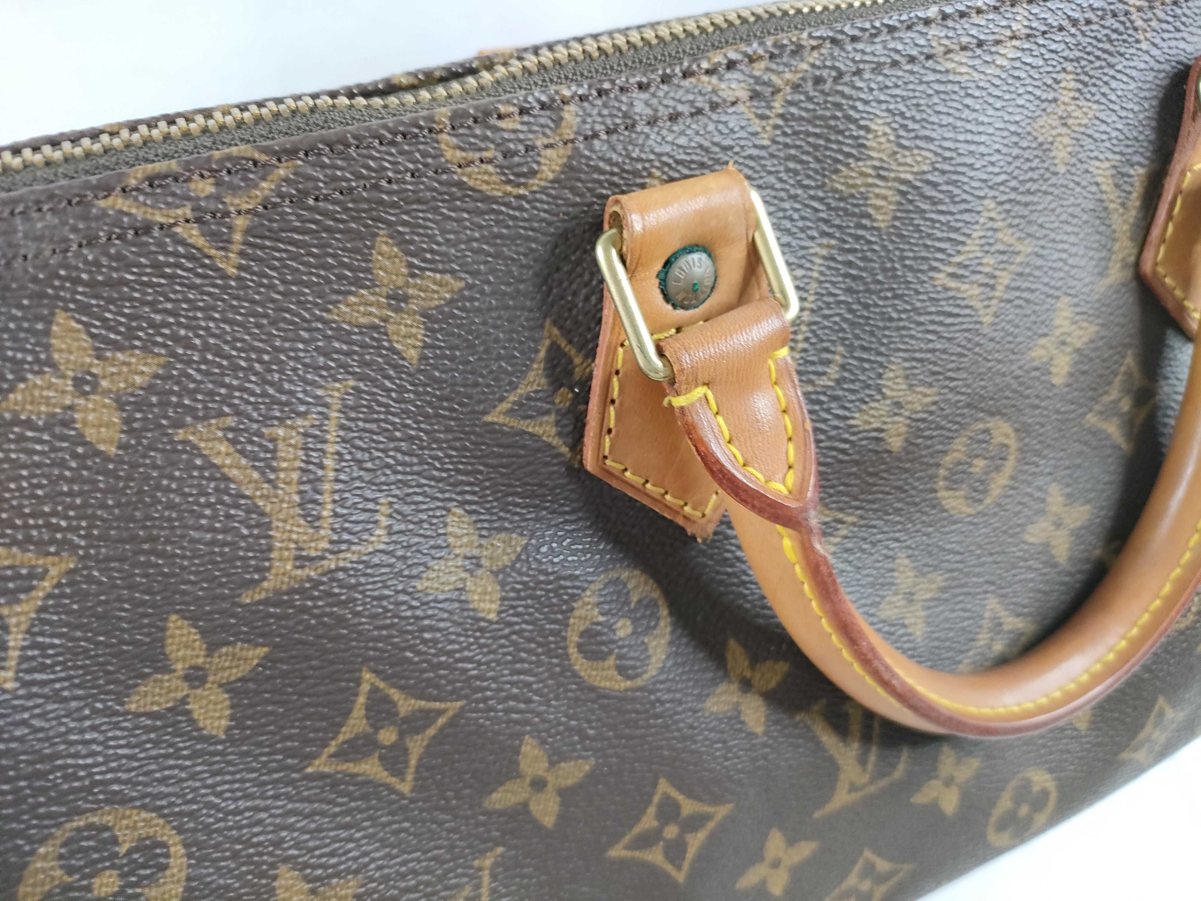 Monogram Louis Vuitton Speedy Handbag — view 9