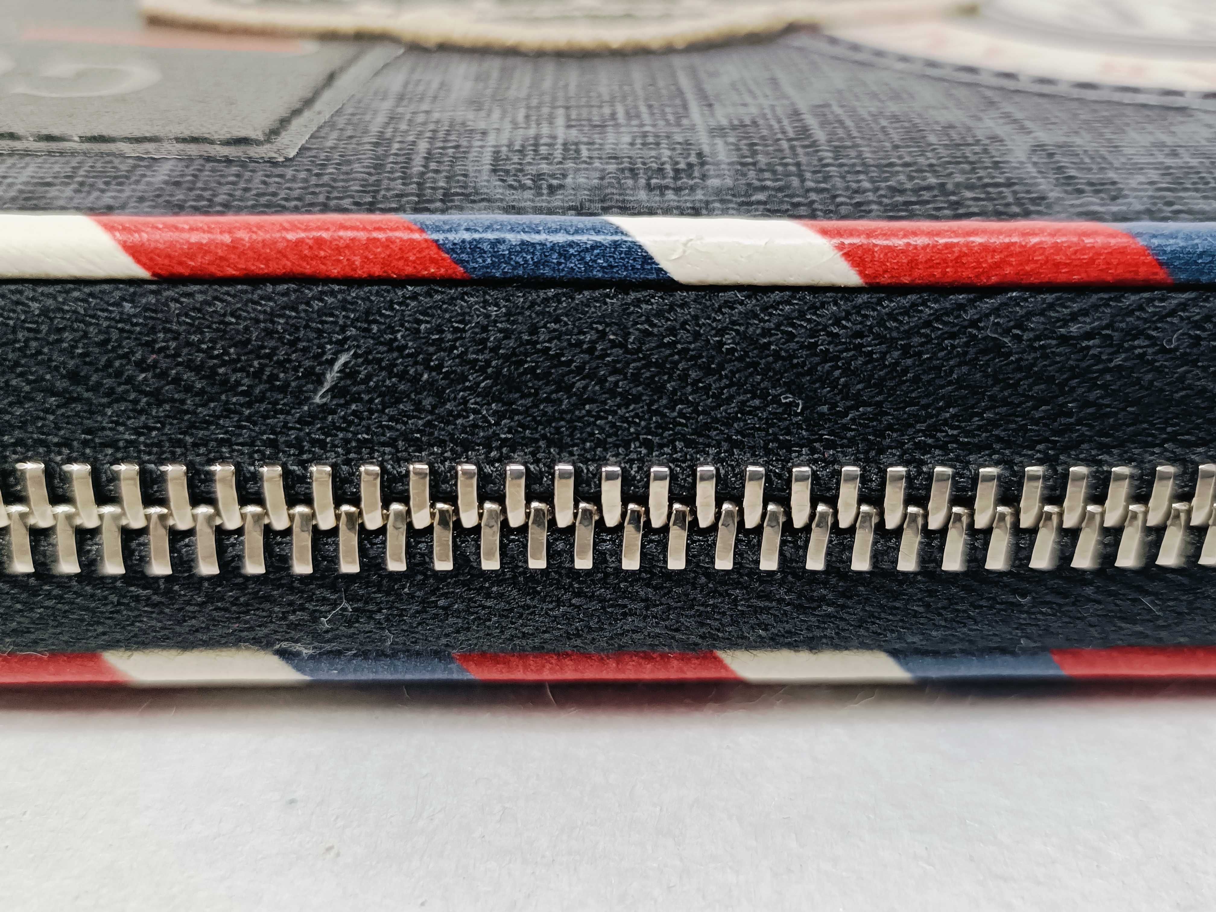 GG Supreme 496342 Round Zipper Long Wallet — view 9