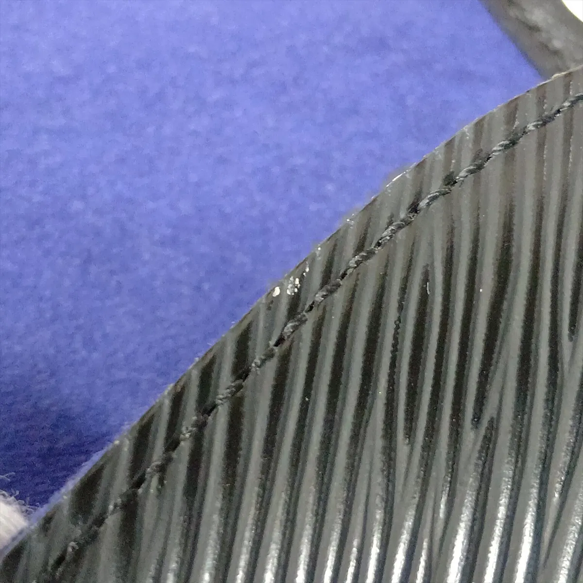 Epi Bussy NM M59386 Black (RFID detected) — view 12