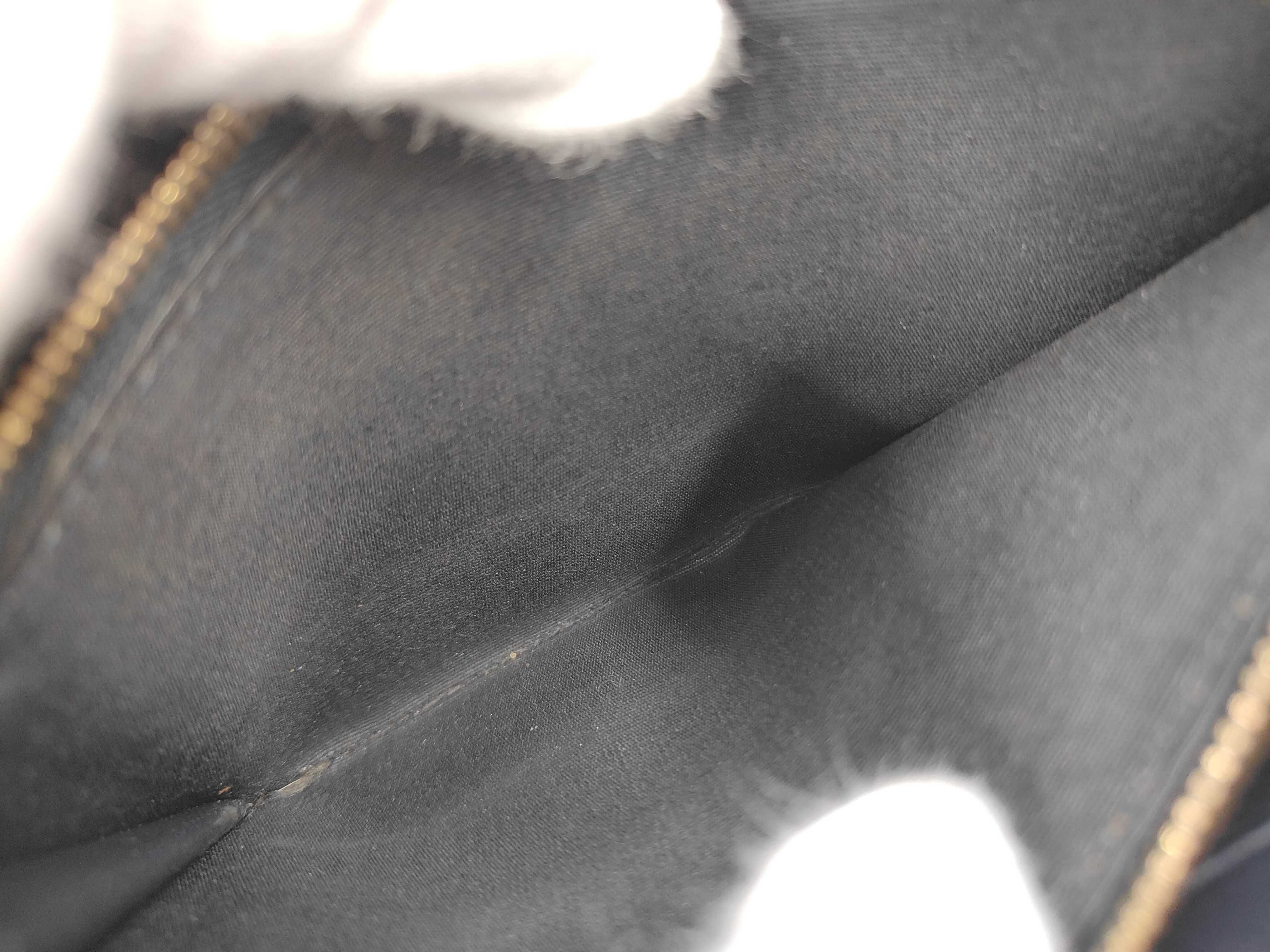 wallet — view 9