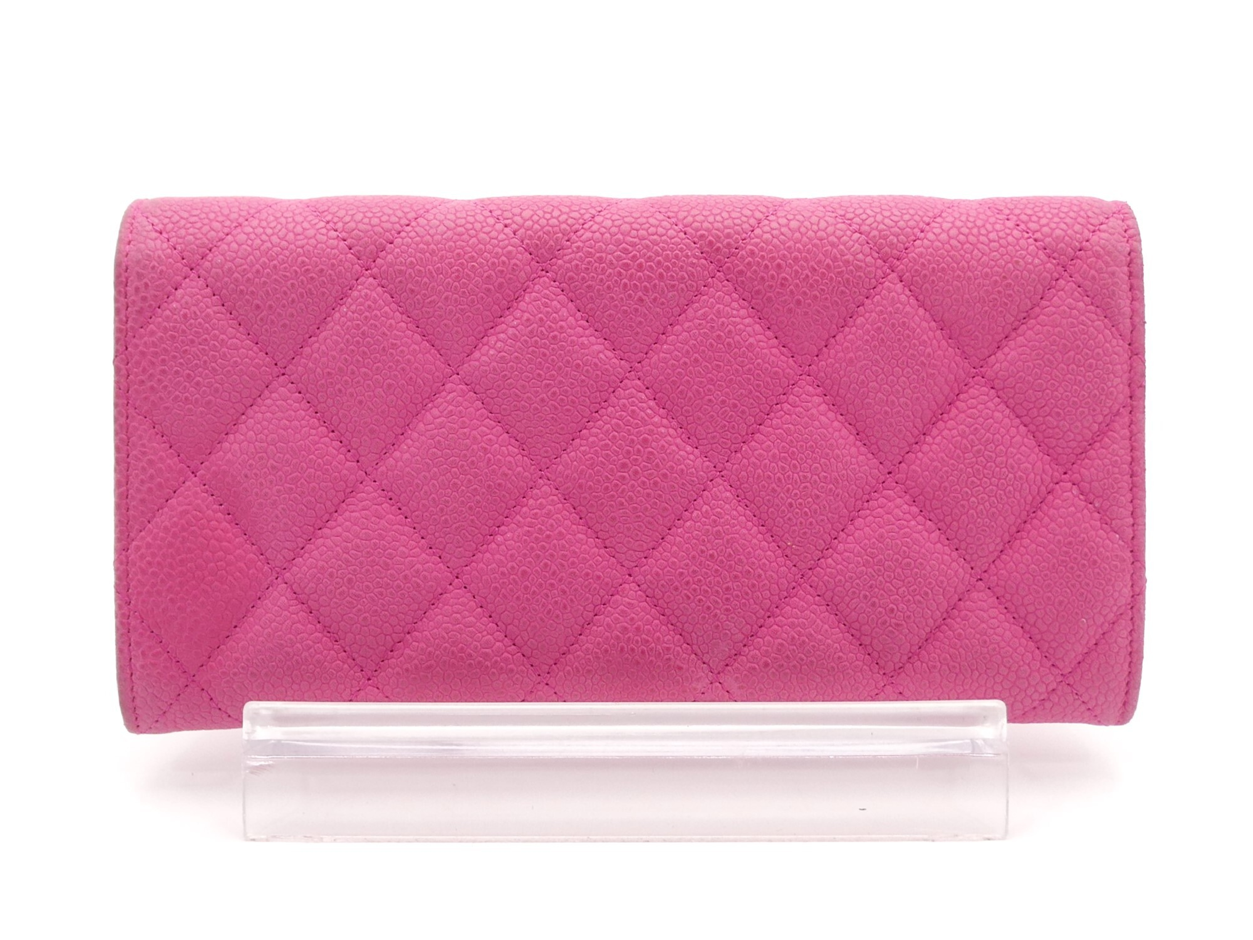 Matelassé Caviar Skin Coco Mark Wallet — view 2