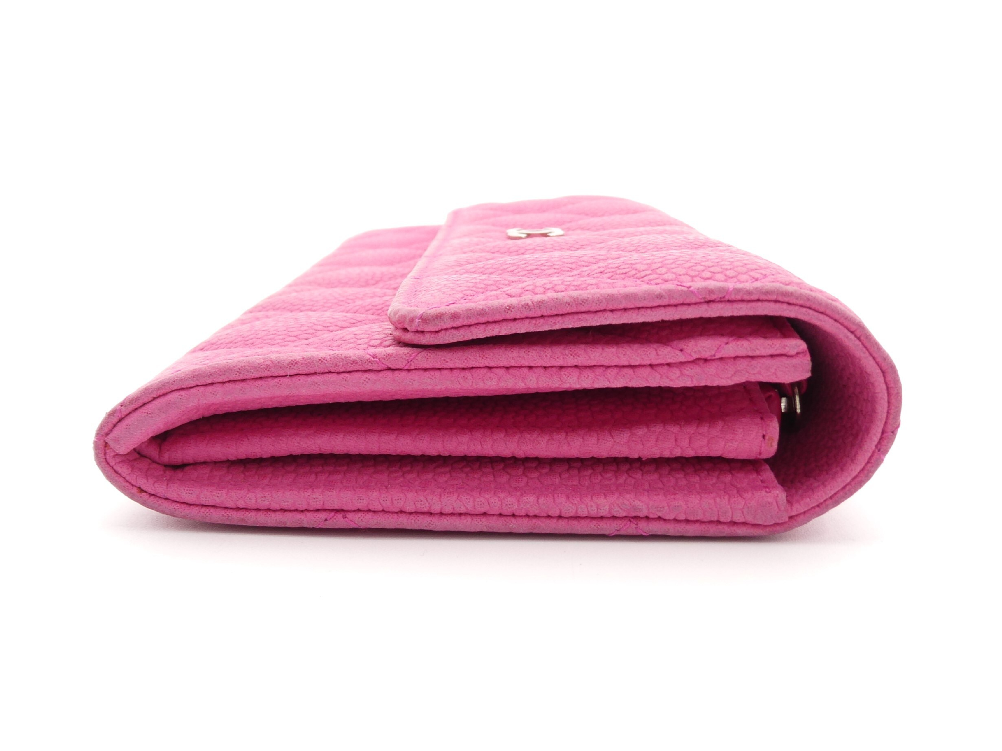Matelassé Caviar Skin Coco Mark Wallet — view 3