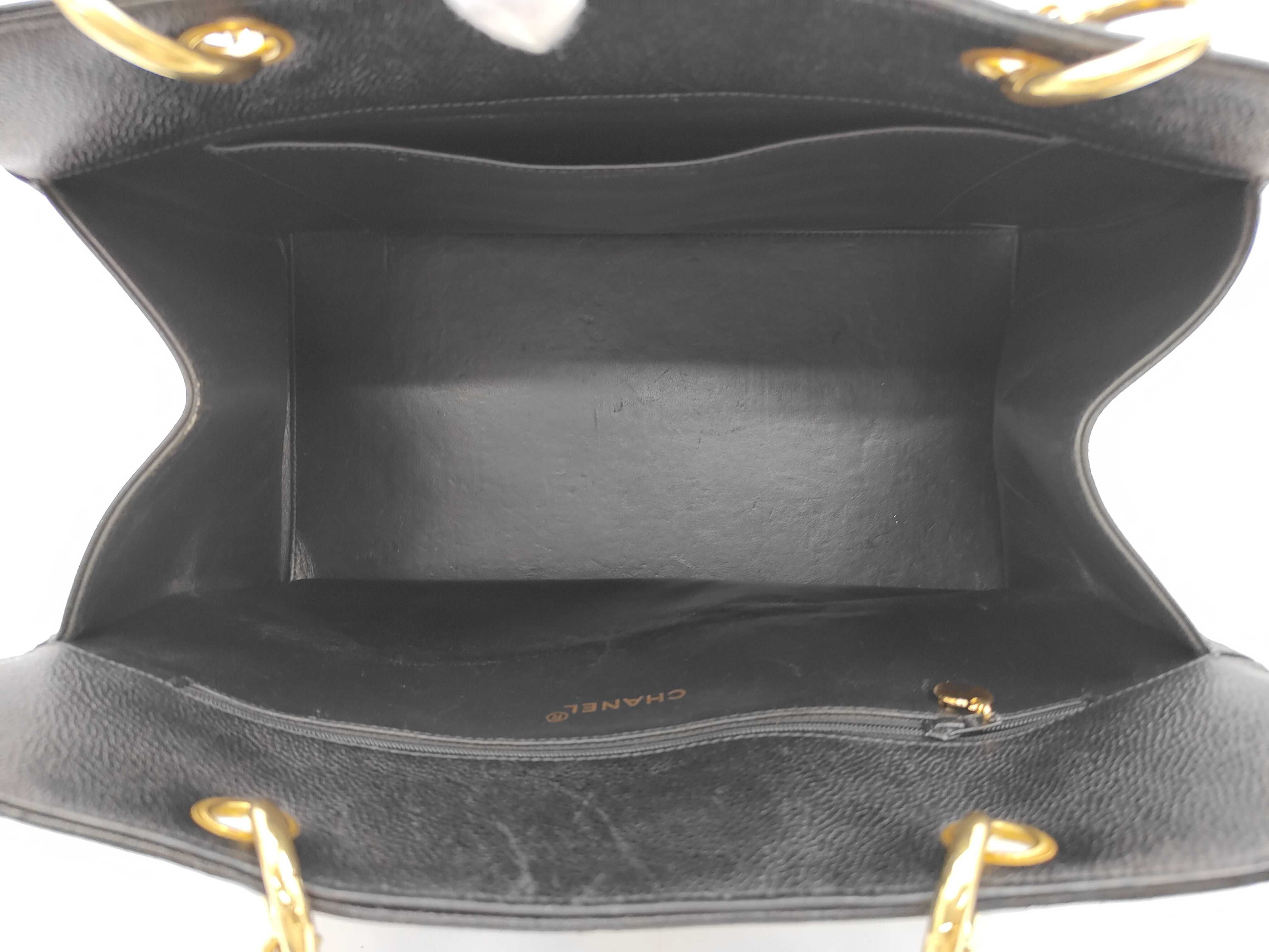 Matelassé Caviar Skin Chain Tote Bag (with original seal, serial number 4) — view 8