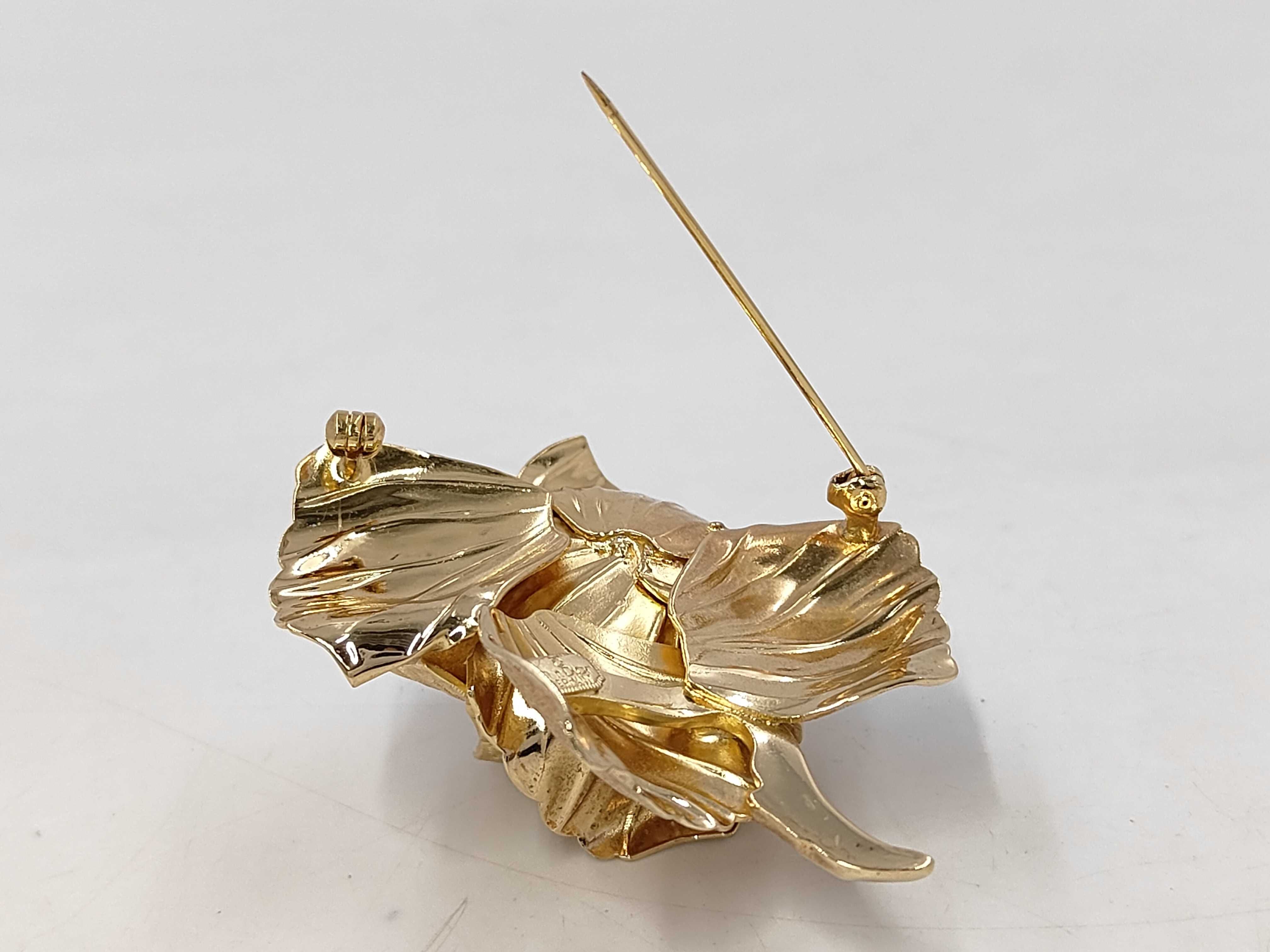 Flower Brooch — view 3