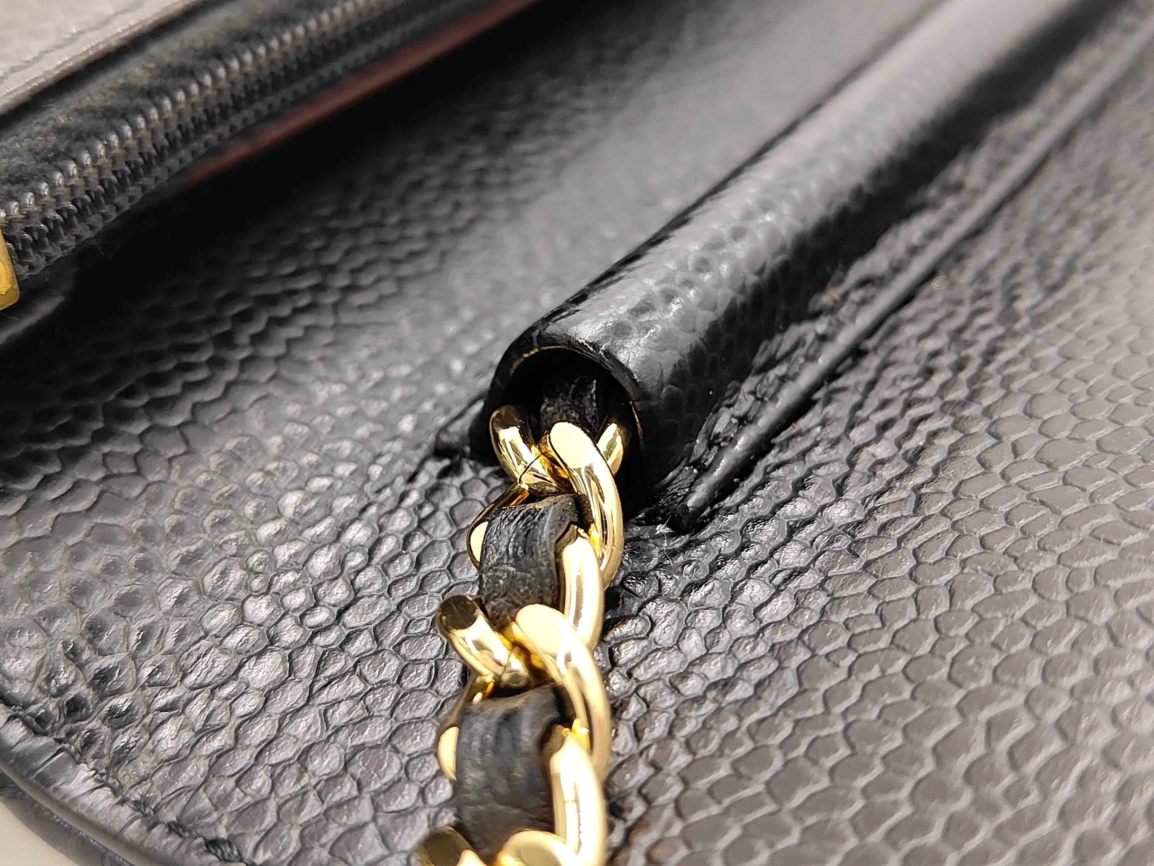 Chain Wallet, Caviar Leather, Black, Gold Hardware, 28963974, Shoulder Bag — view 10