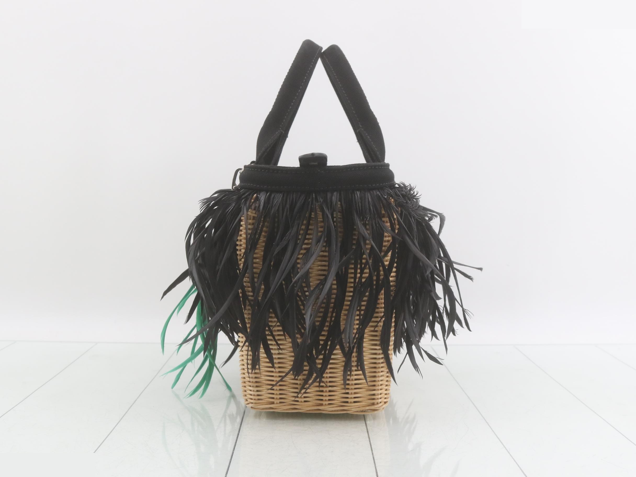 Straw handbag with feather fringe — view 3