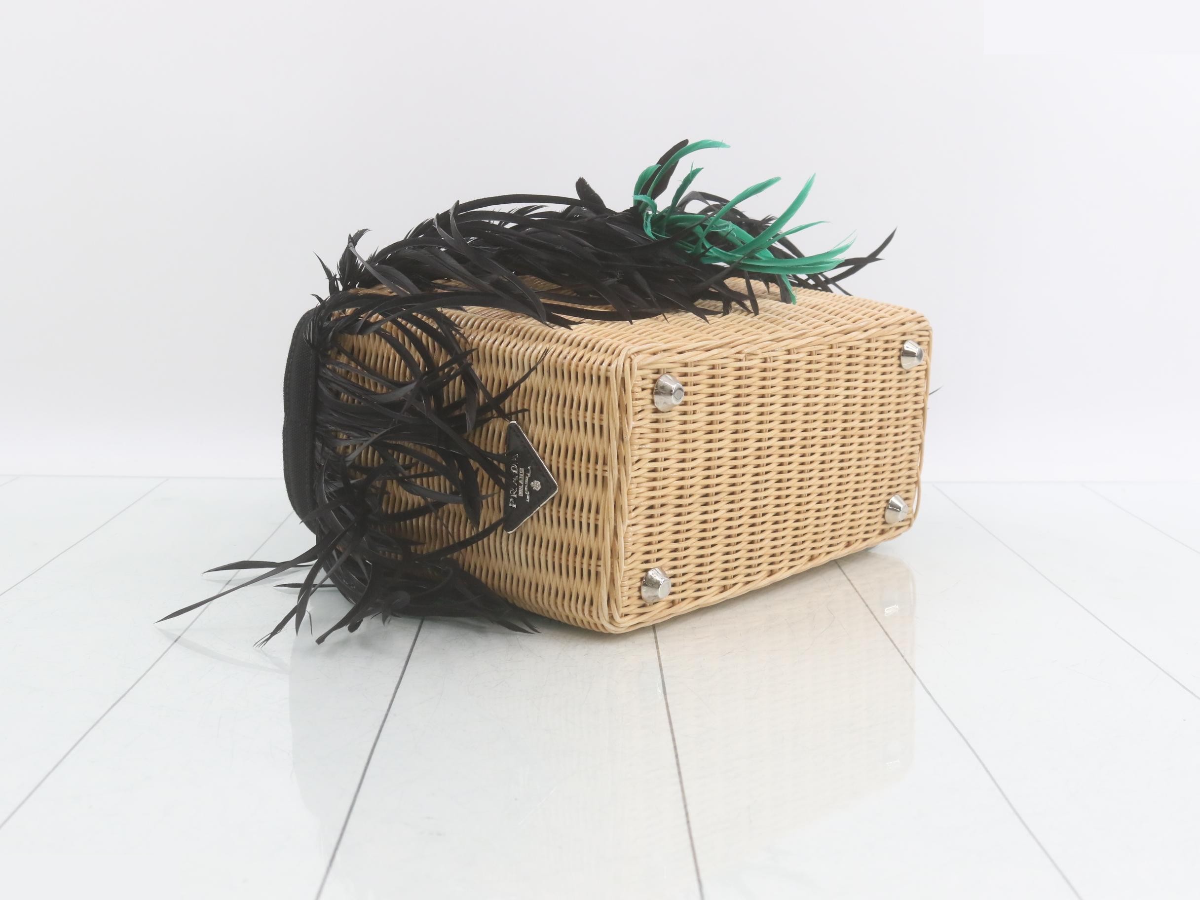 Straw handbag with feather fringe — view 5